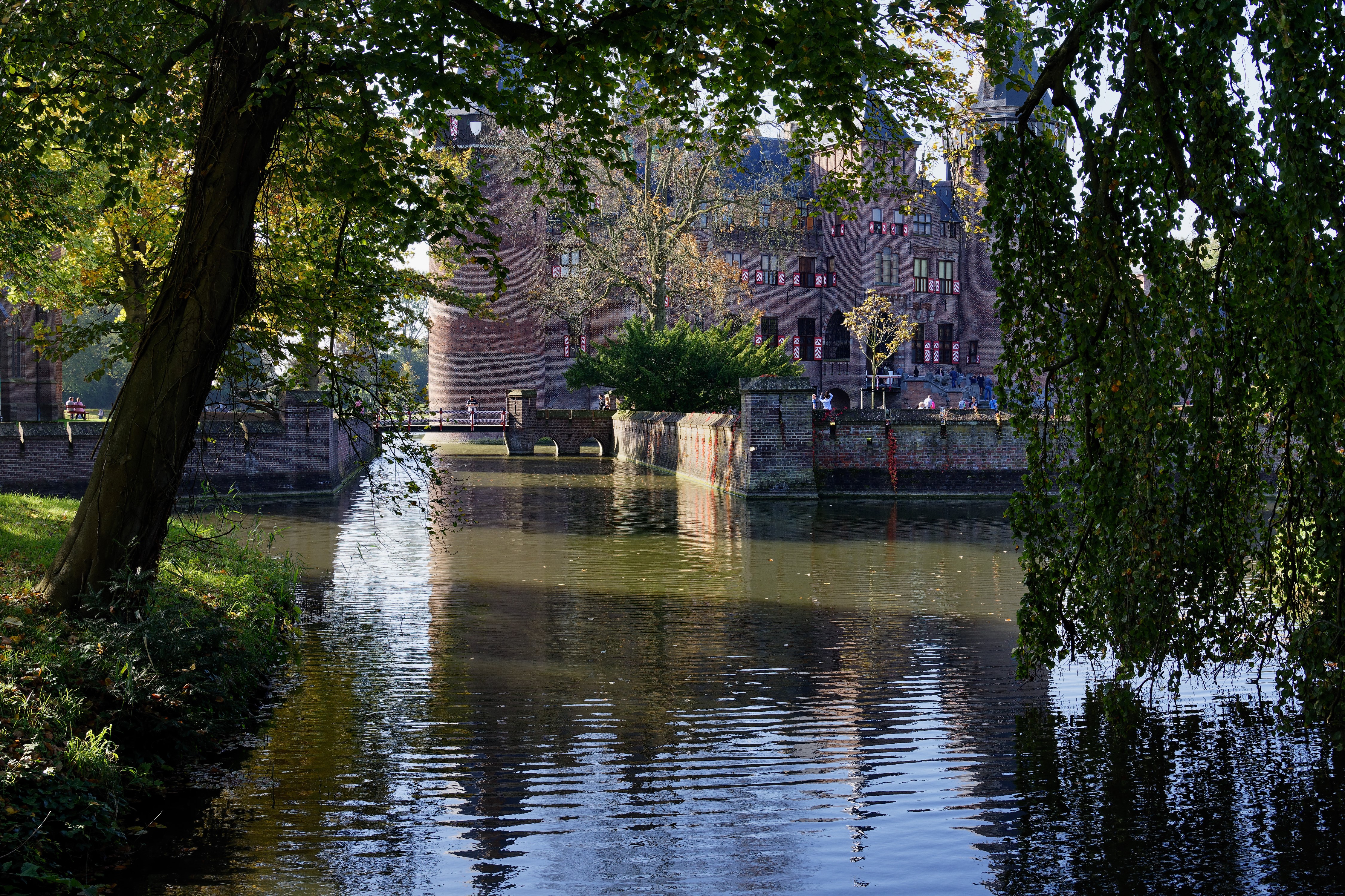 4K De Haar Castle Netherlands Canal HD Wallpaper
