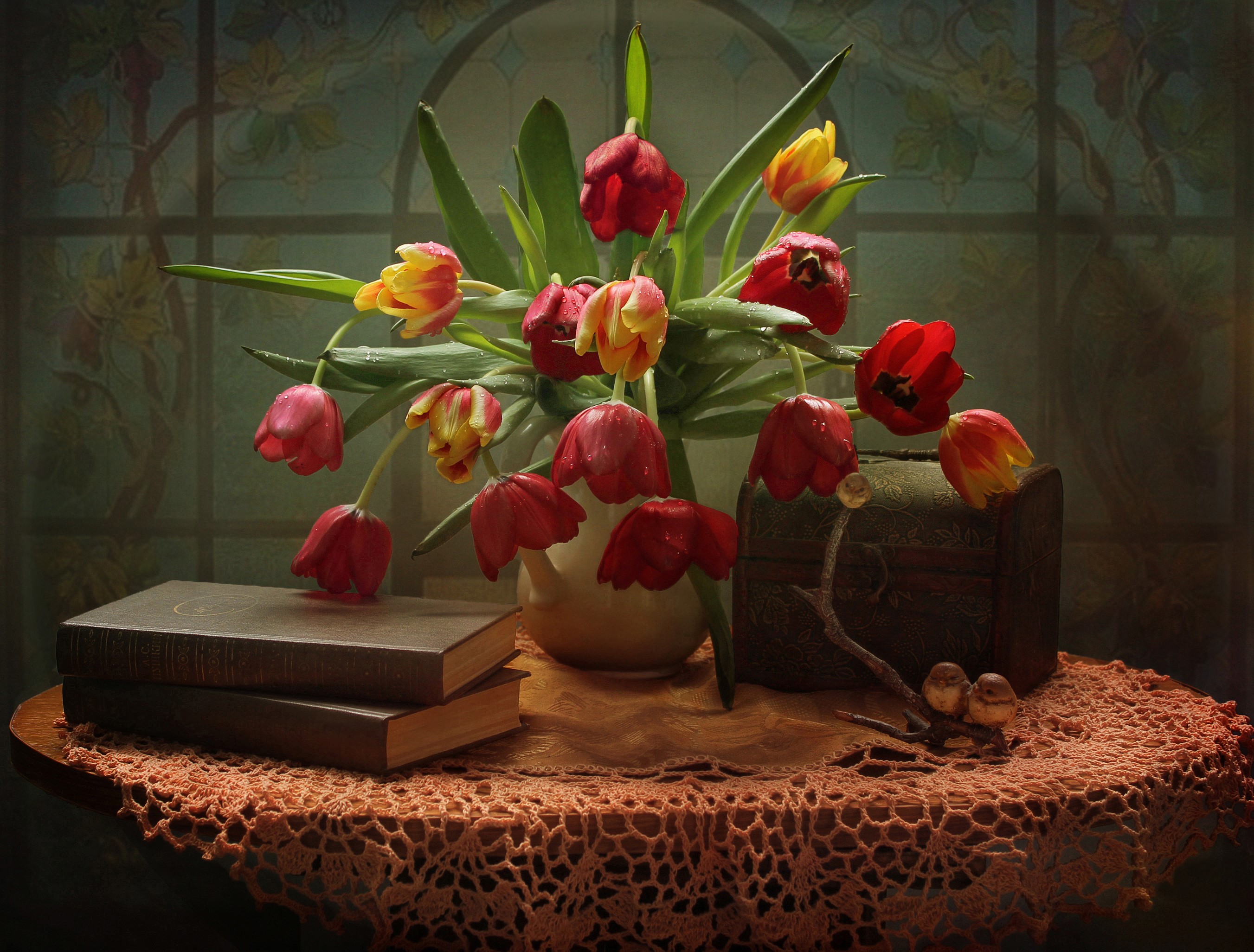 Still-life with tulips and books HD Wallpaper