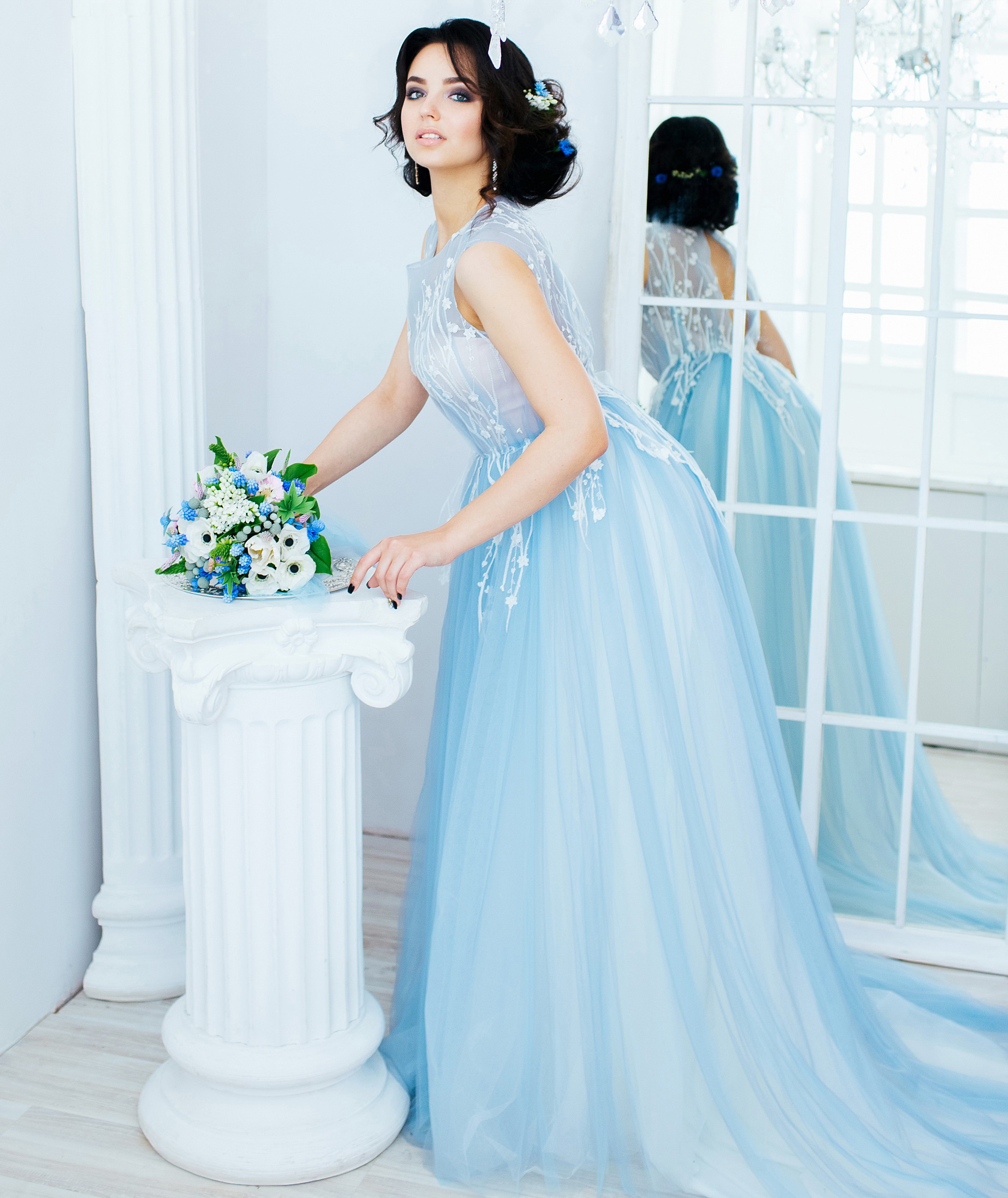 Bride in a light blue dress with a bouquet HD Wallpaper