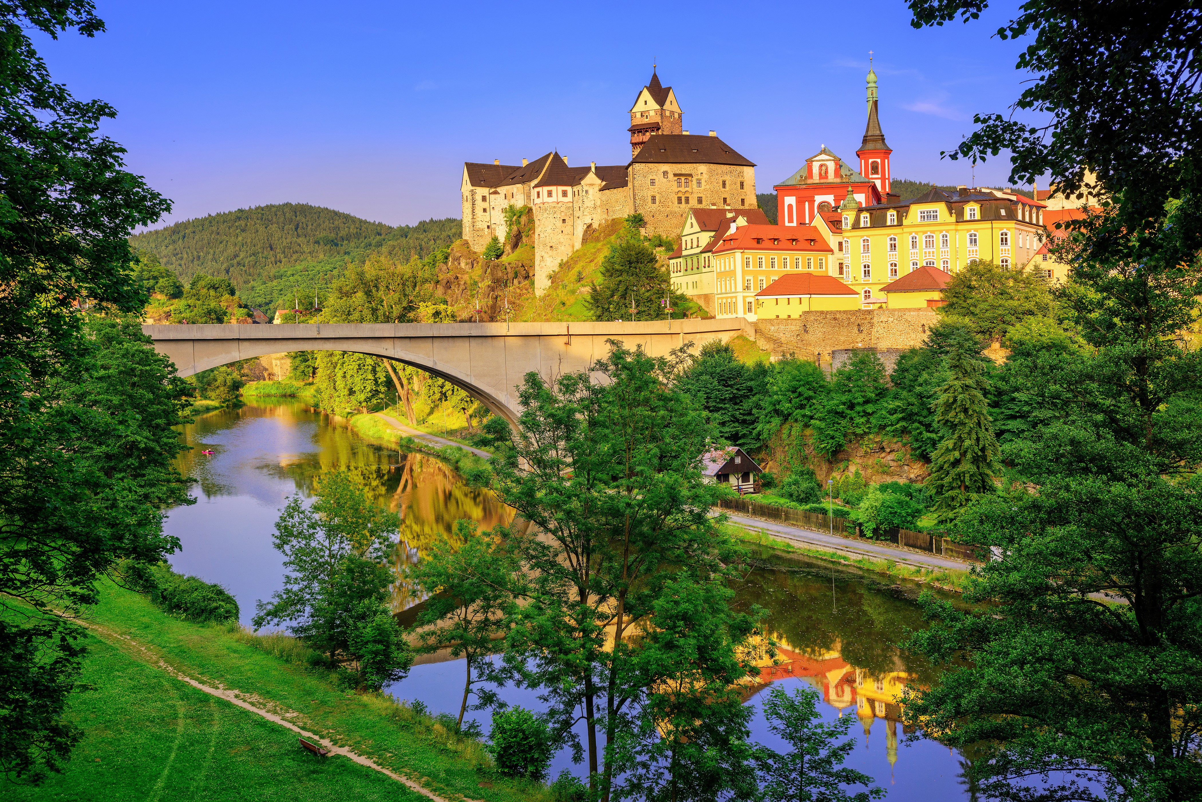 Castle Loket and River with Bridge, Czech Republic HD Wallpaper