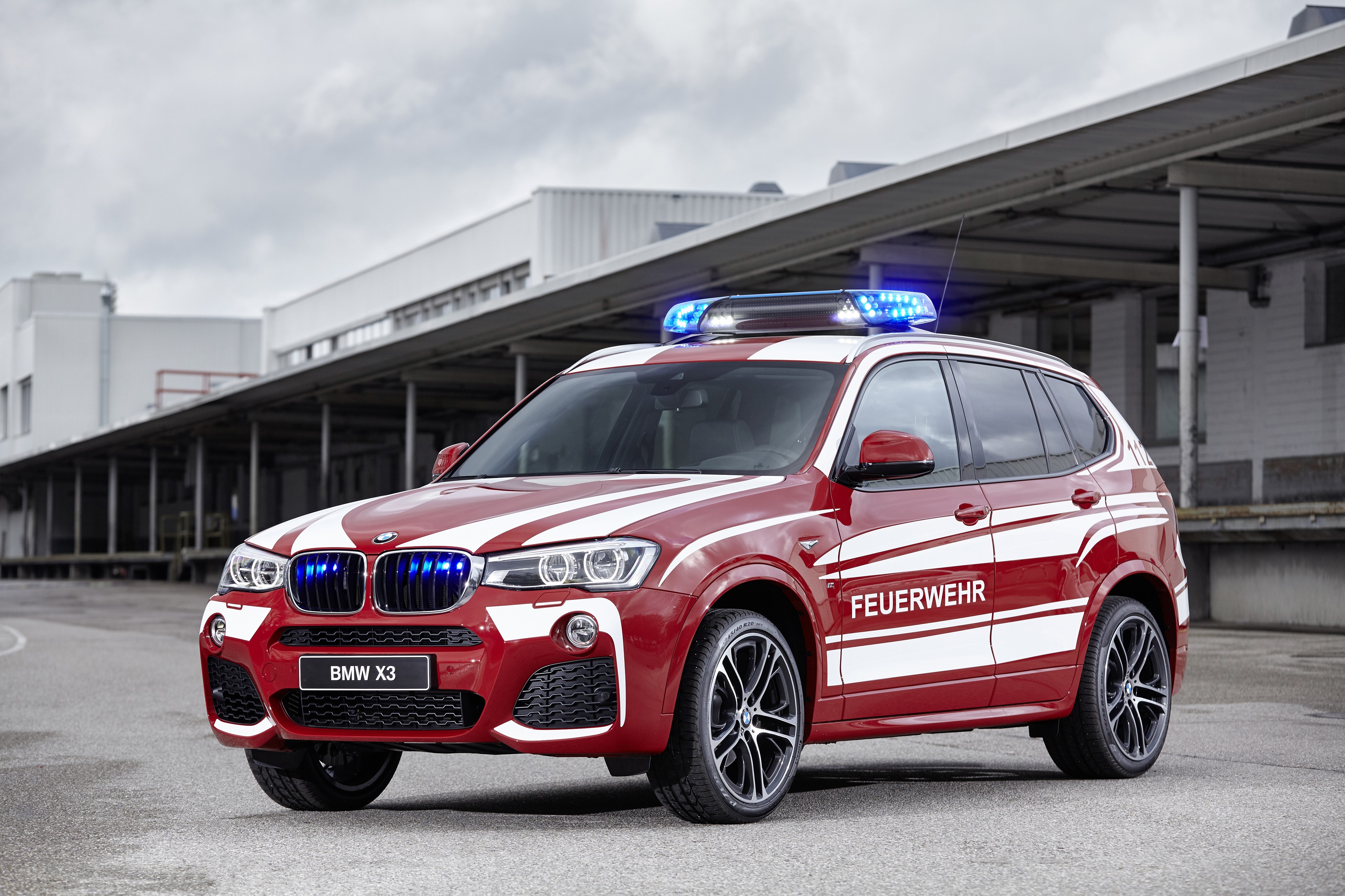 BMW X3 xDrive20d M Sport Feuerwehr HD Wallpaper