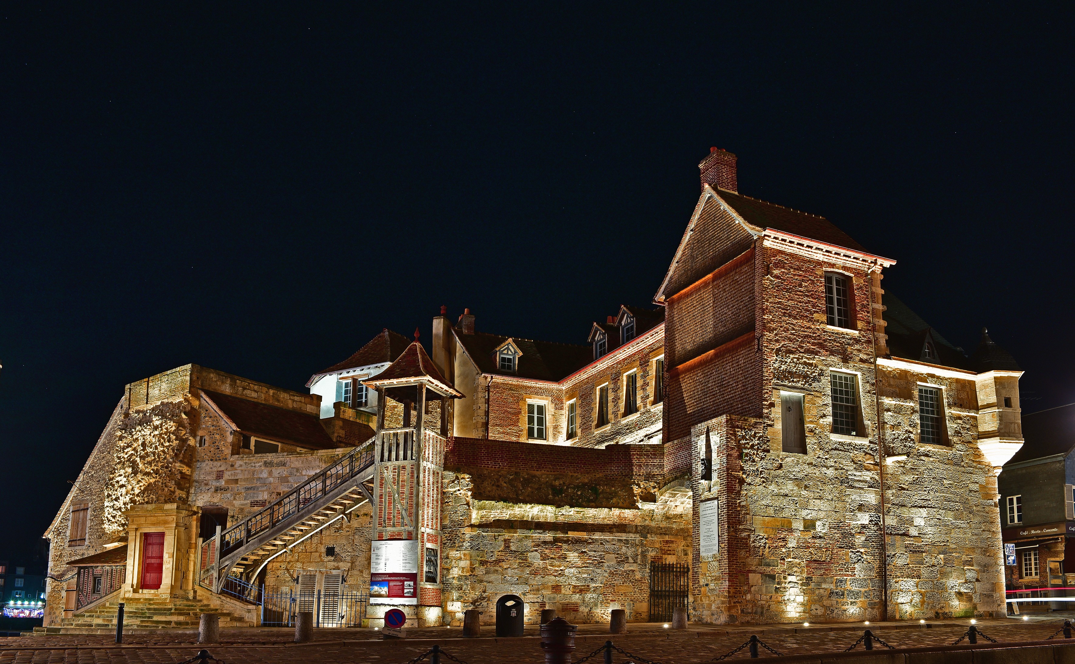 The Old Salt Hall at Night in Honfleur, France HD Wallpaper