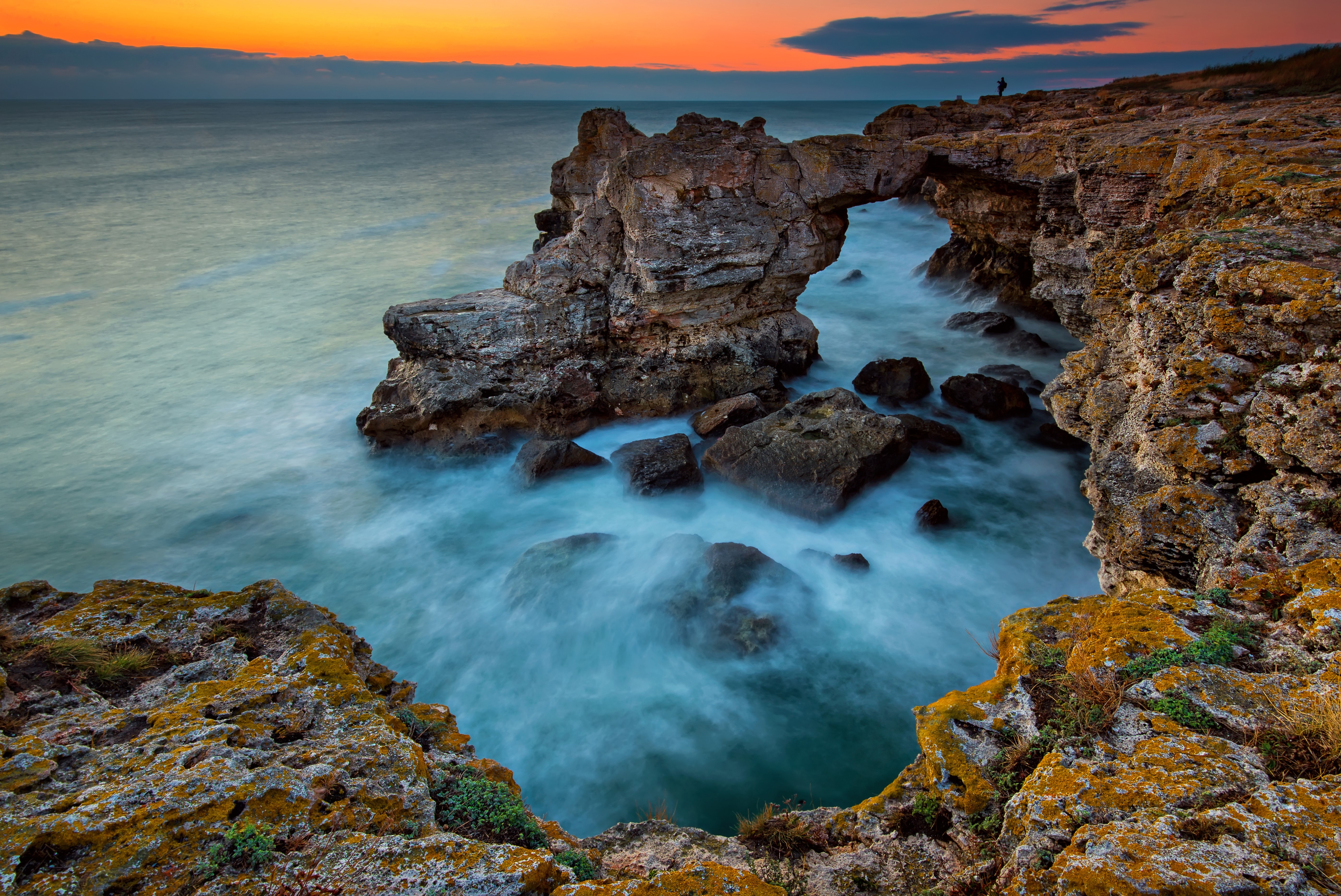Sea arch and rocks at sunset, Tulenovo, Bulgaria HD Wallpaper