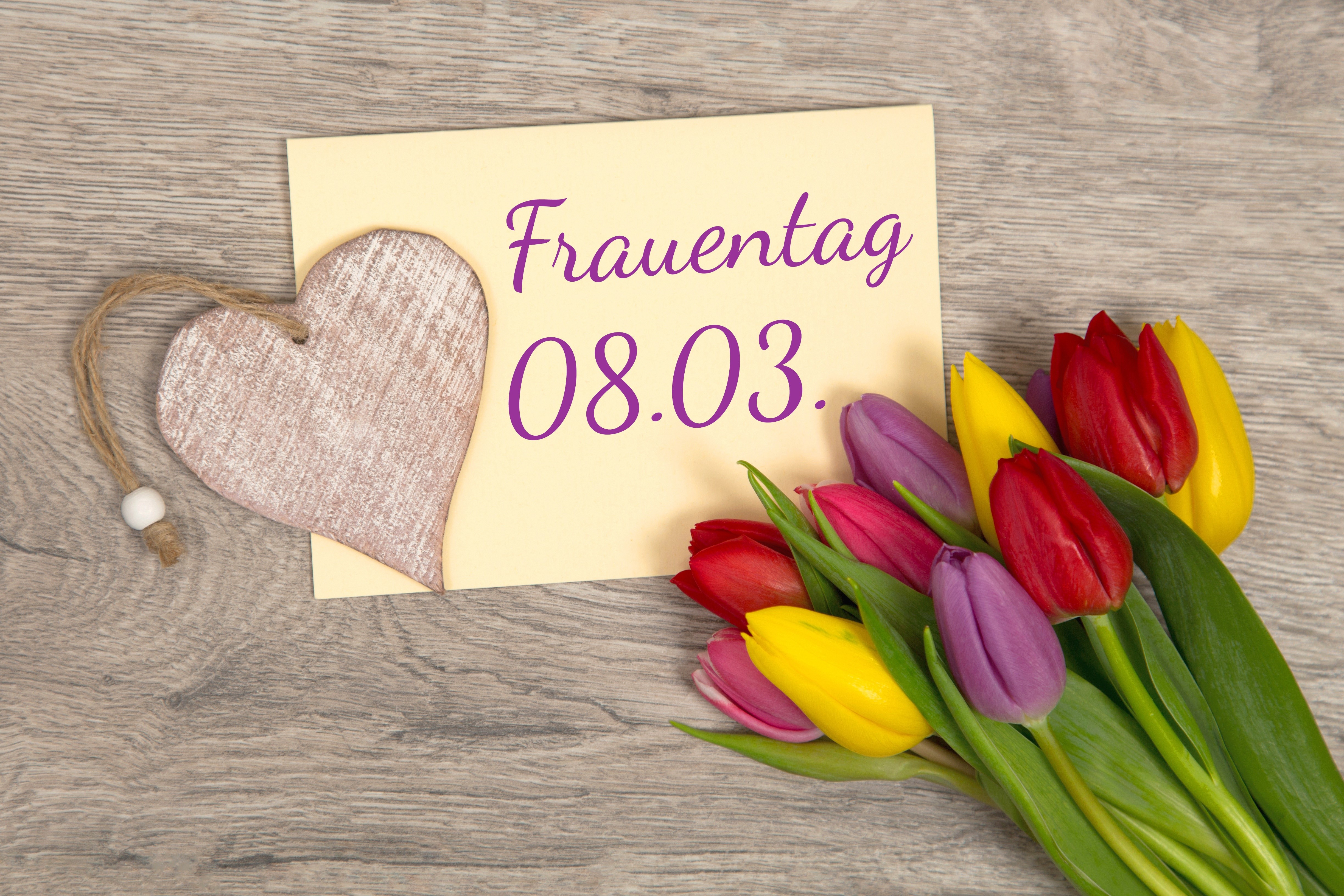 Frauentag 08.03. with Tulips and Heart HD Wallpaper