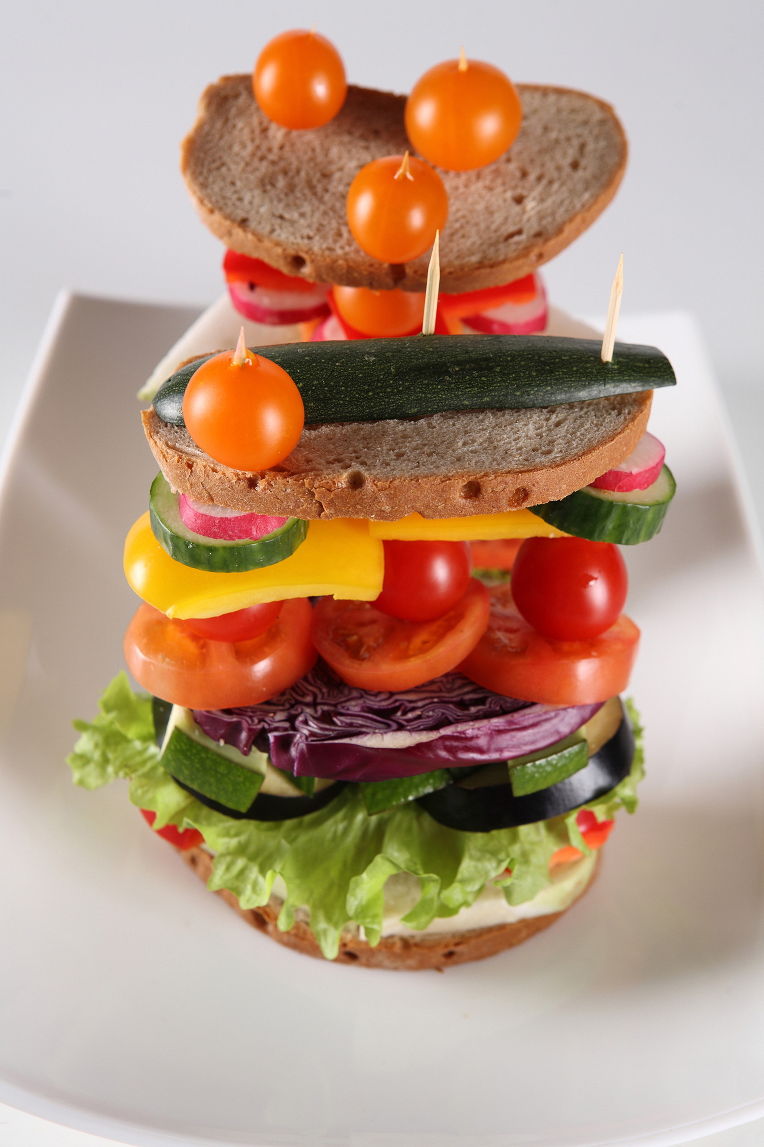 Vegetable sandwich with cherry tomatoes and bread HD Phone Wallpaper