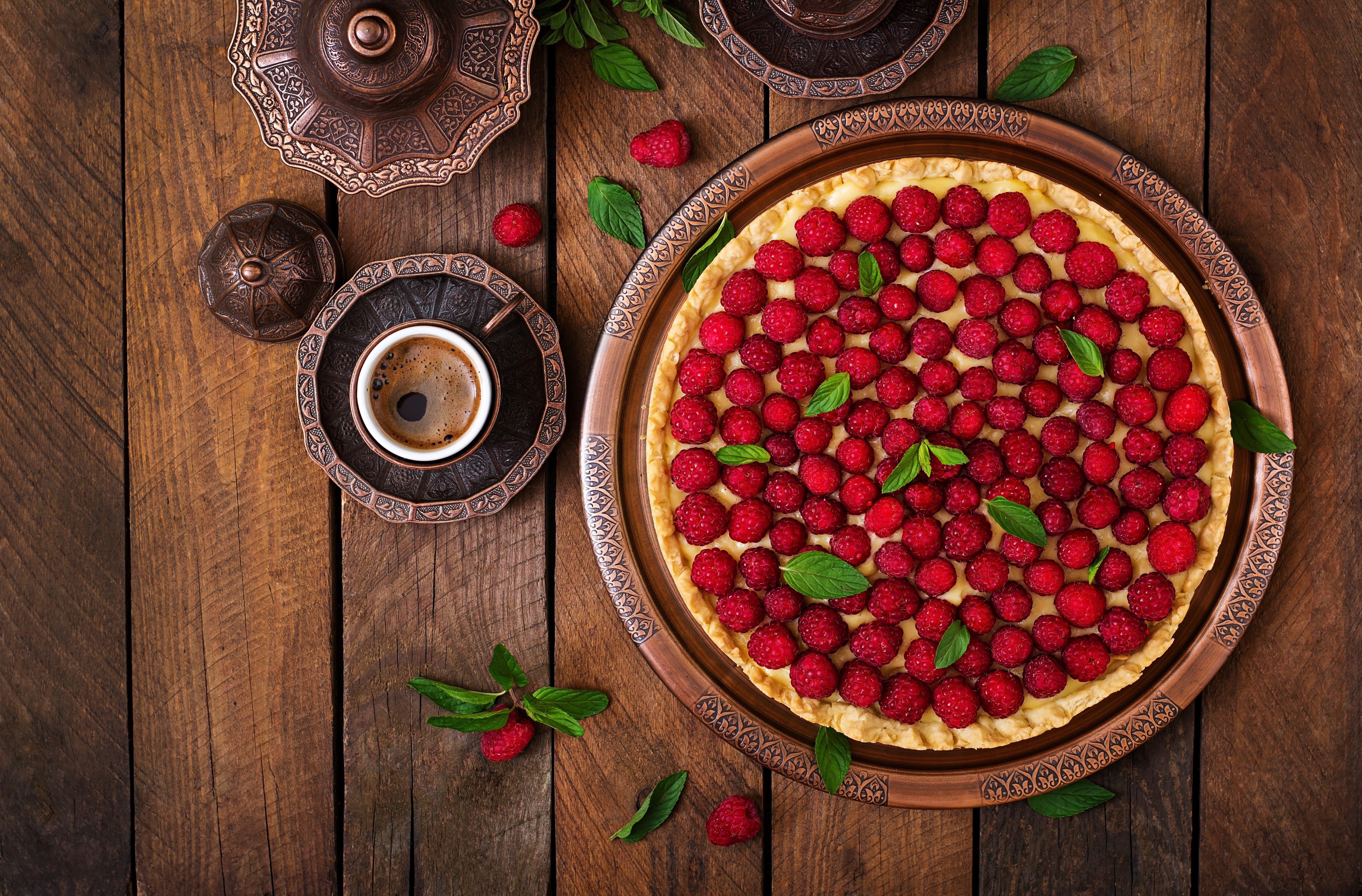 Raspberry pie with coffee on wood planks HD Wallpaper