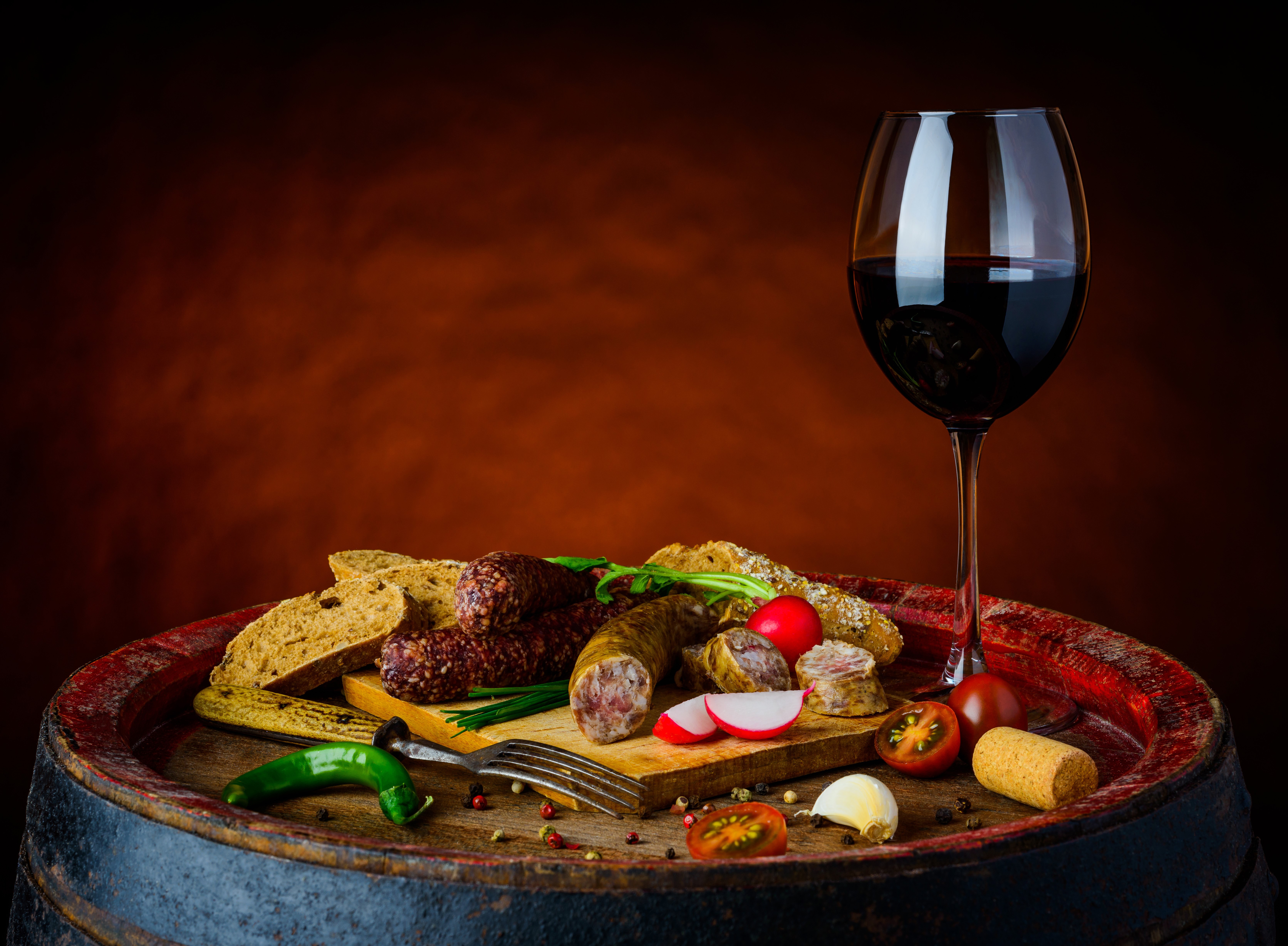 Sausage, Bread, and Wine on a Barrel HD Wallpaper