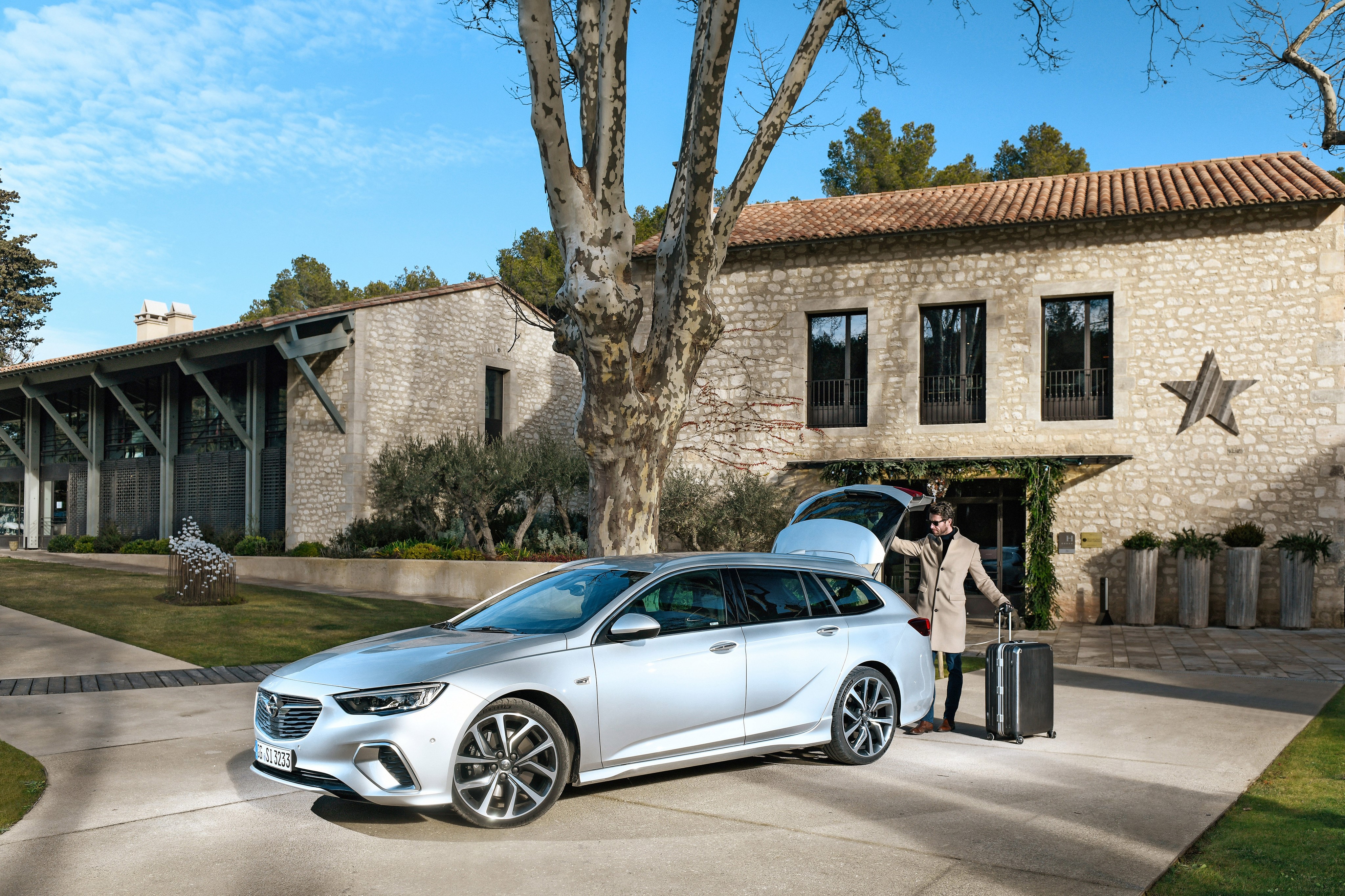 2017-18 Insignia GSi Sports Tourer in Silver HD Wallpaper