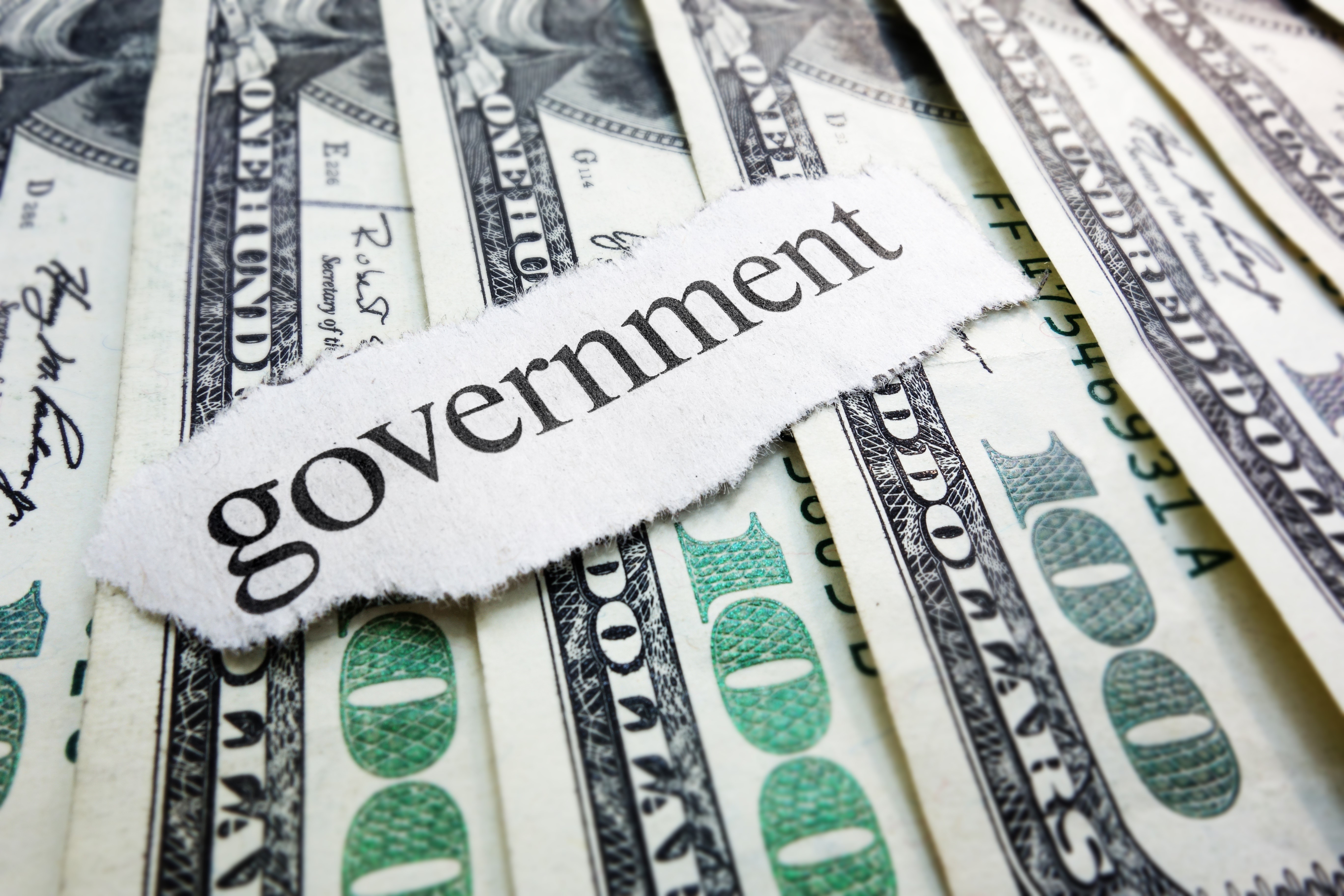 Government word on US Dollar banknotes HD Wallpaper