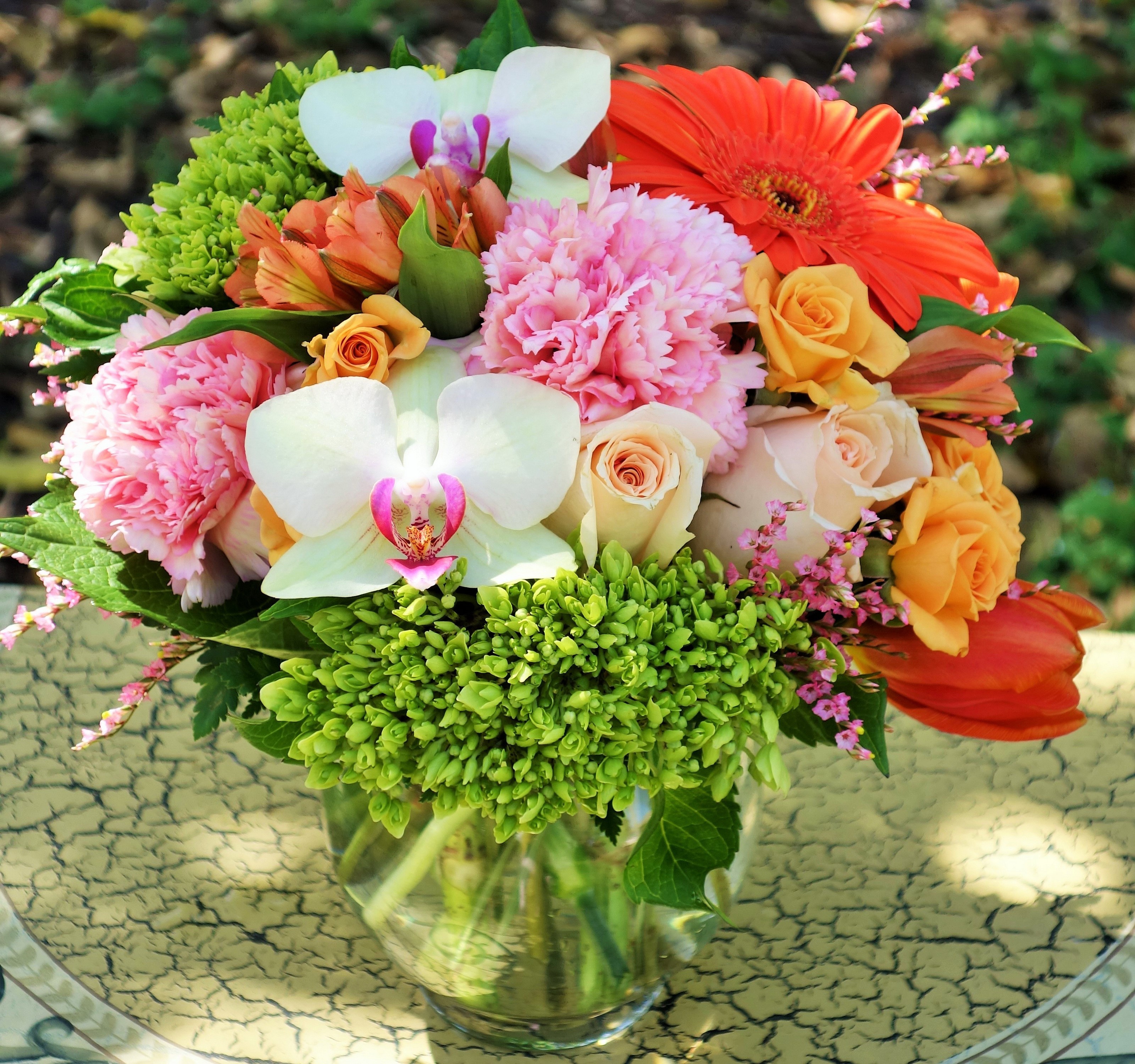 Orchid and Rose Flower Arrangement in Glass Vase HD Wallpaper