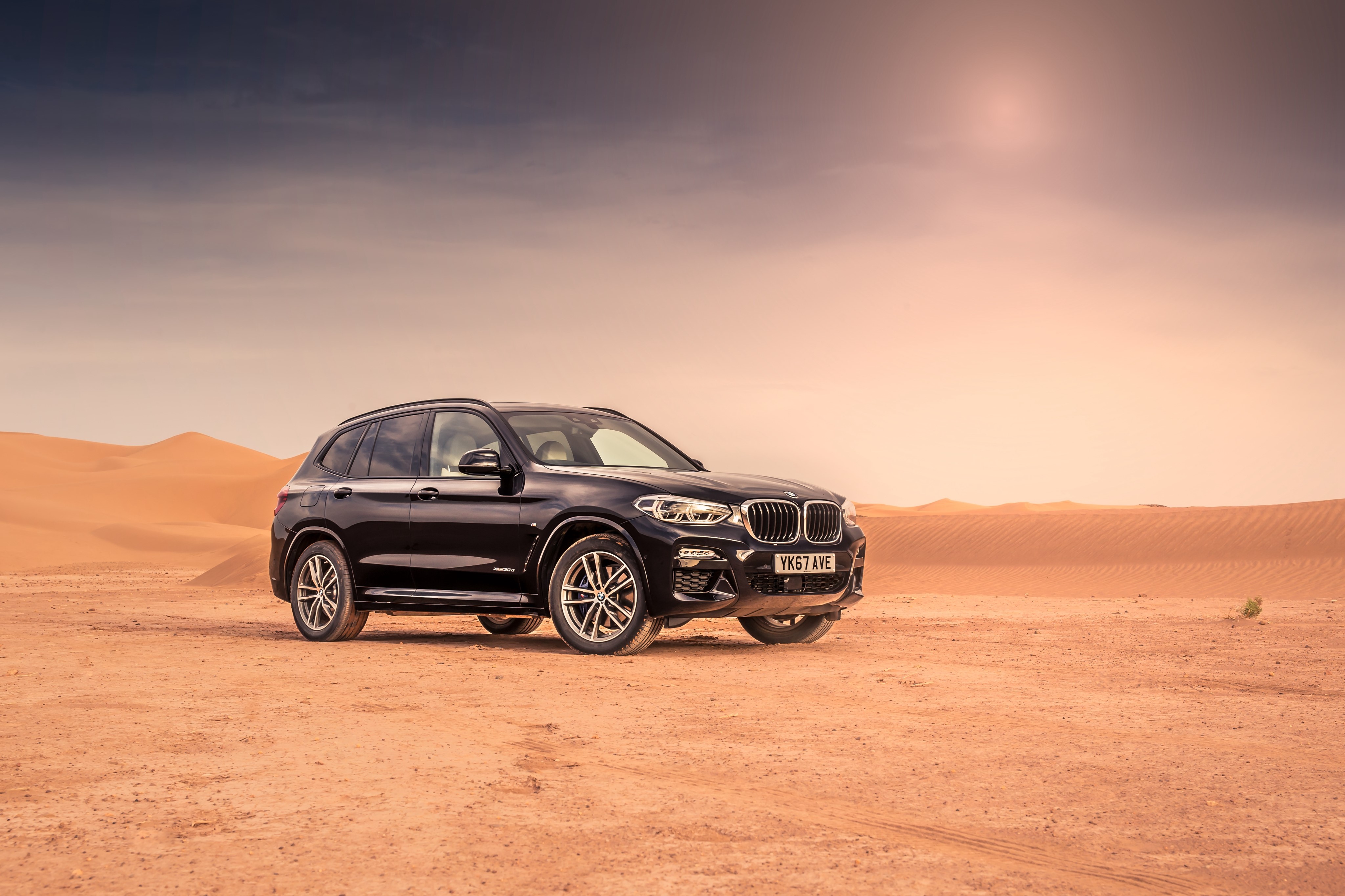 4K Black 2017 BMW X3 xDrive30d M Sport in Desert HD Wallpaper