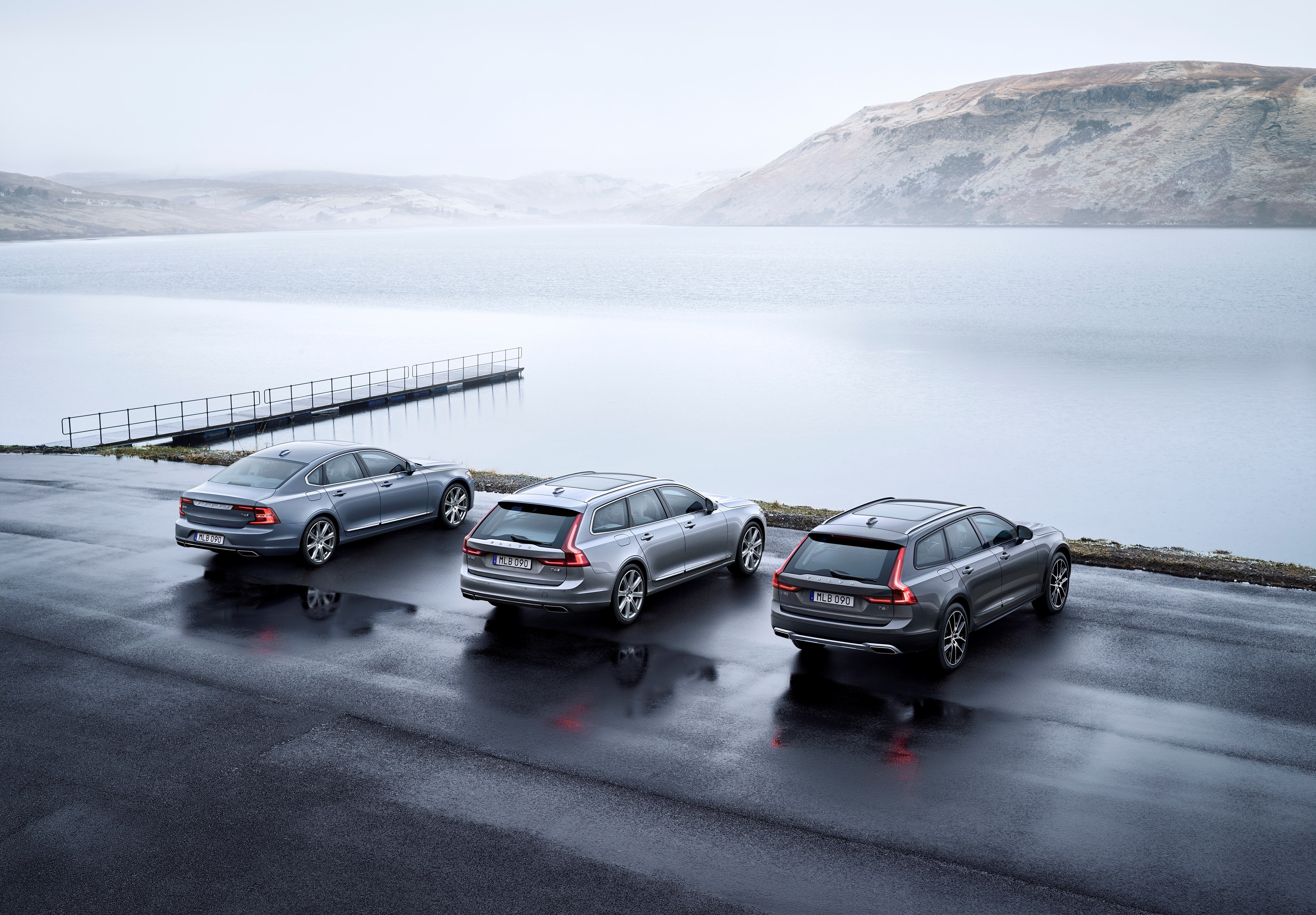 2017 Silver Volvo S90 V90 Cross Country Estate Cars HD Wallpaper
