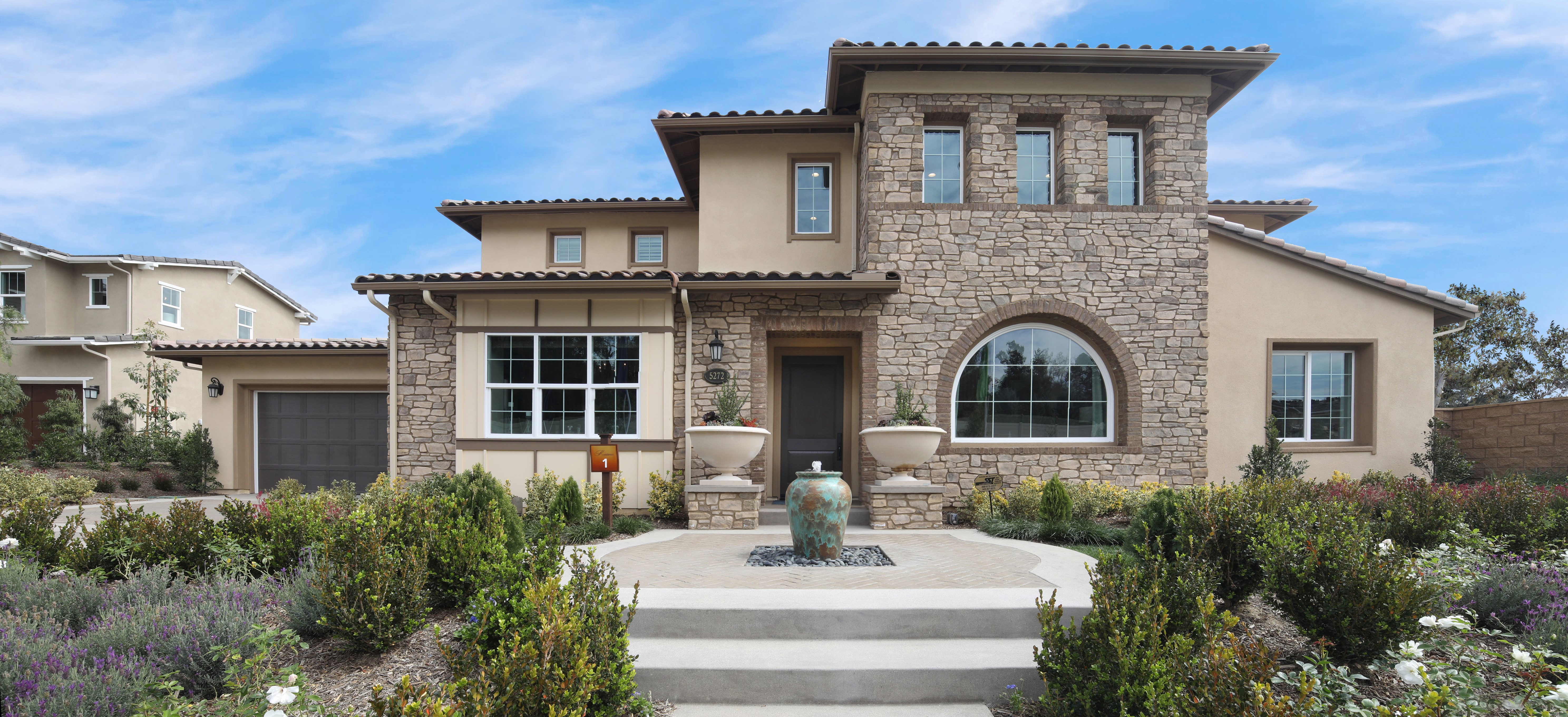 Luxury Stone and Stucco House in Los Angeles HD Wallpaper