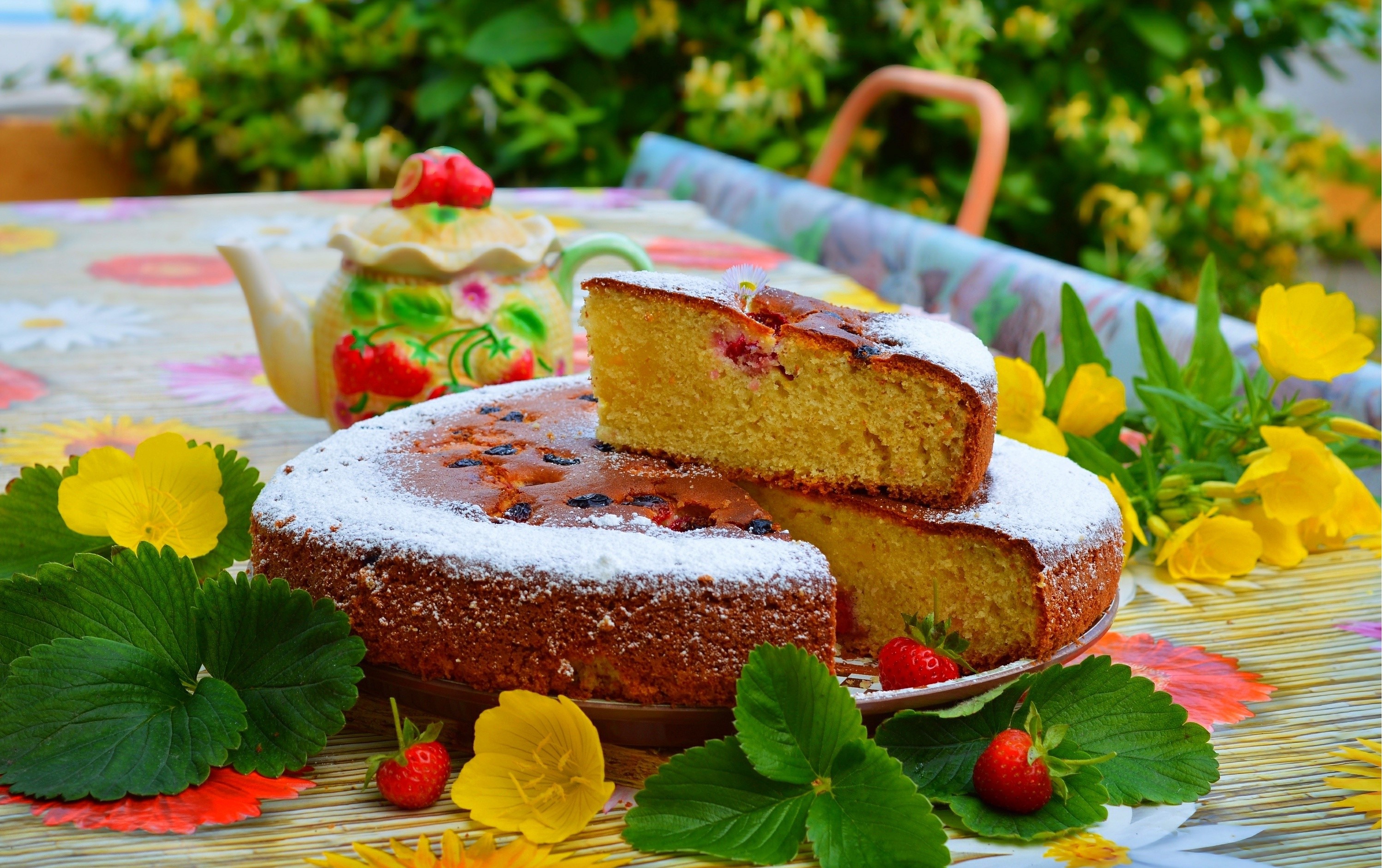 Strawberry cake with powdered sugar and tea set HD Wallpaper