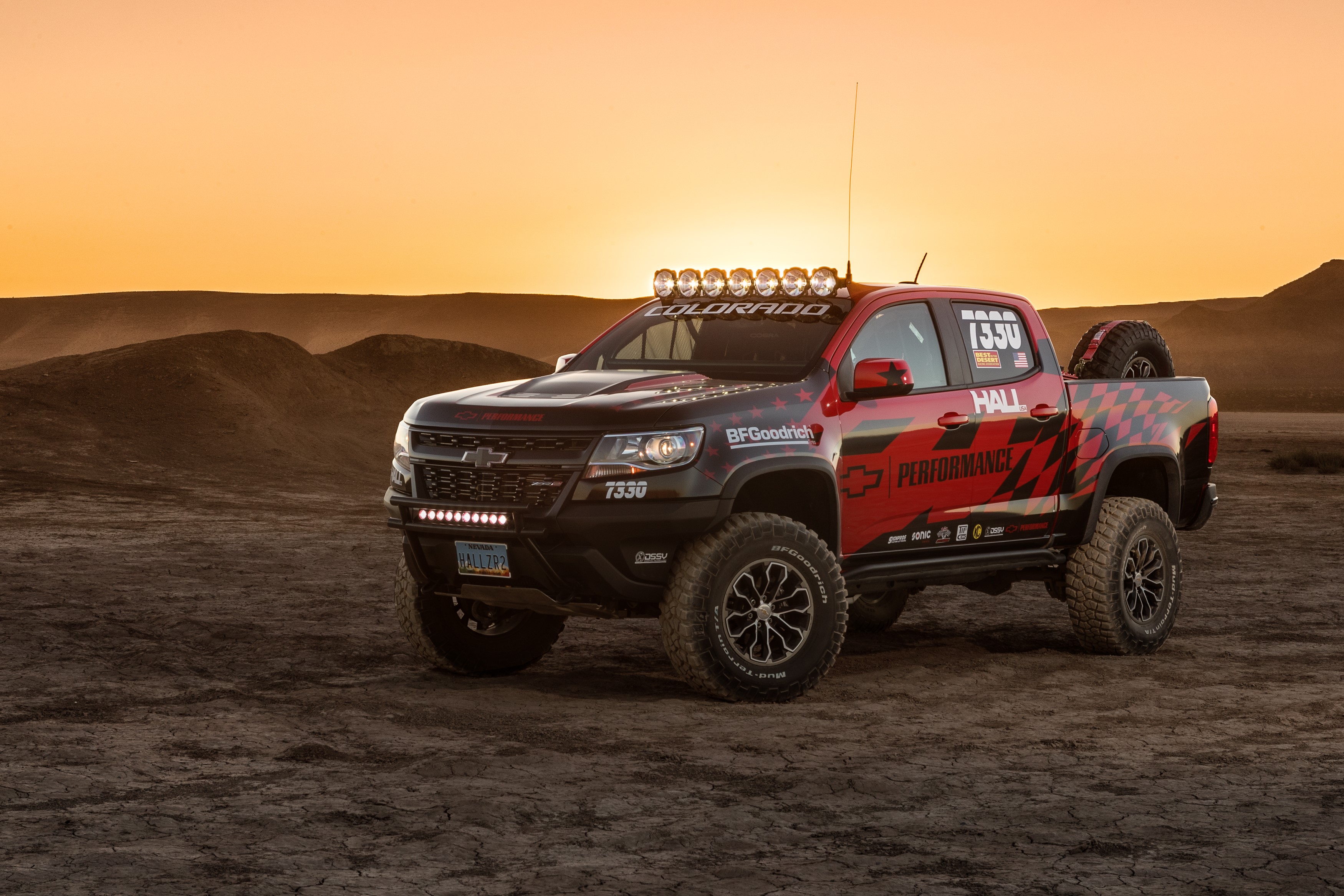Hall Racing Chevrolet Colorado ZR2 Pickup Truck HD Wallpaper