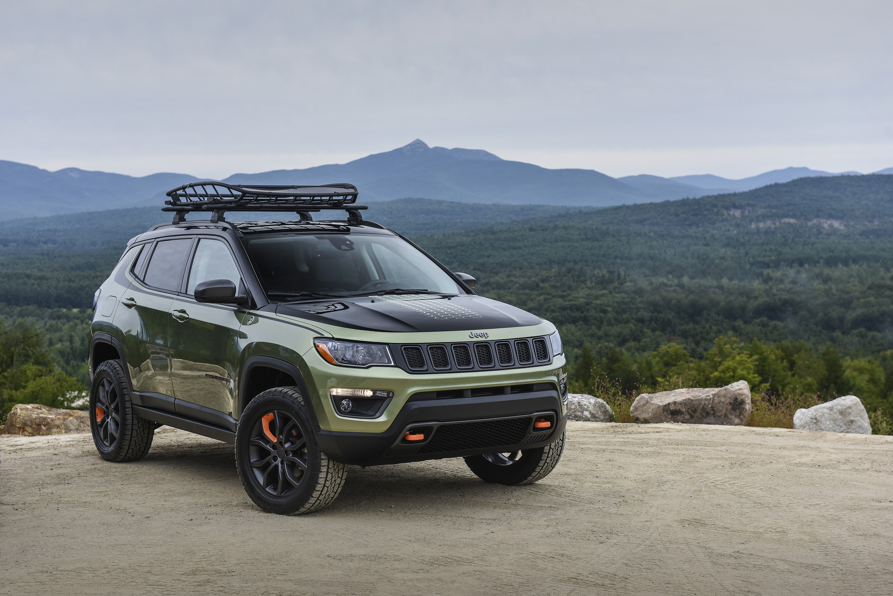 Jeep Compass Trailpass Concept SUV with Roof Rack HD Wallpaper