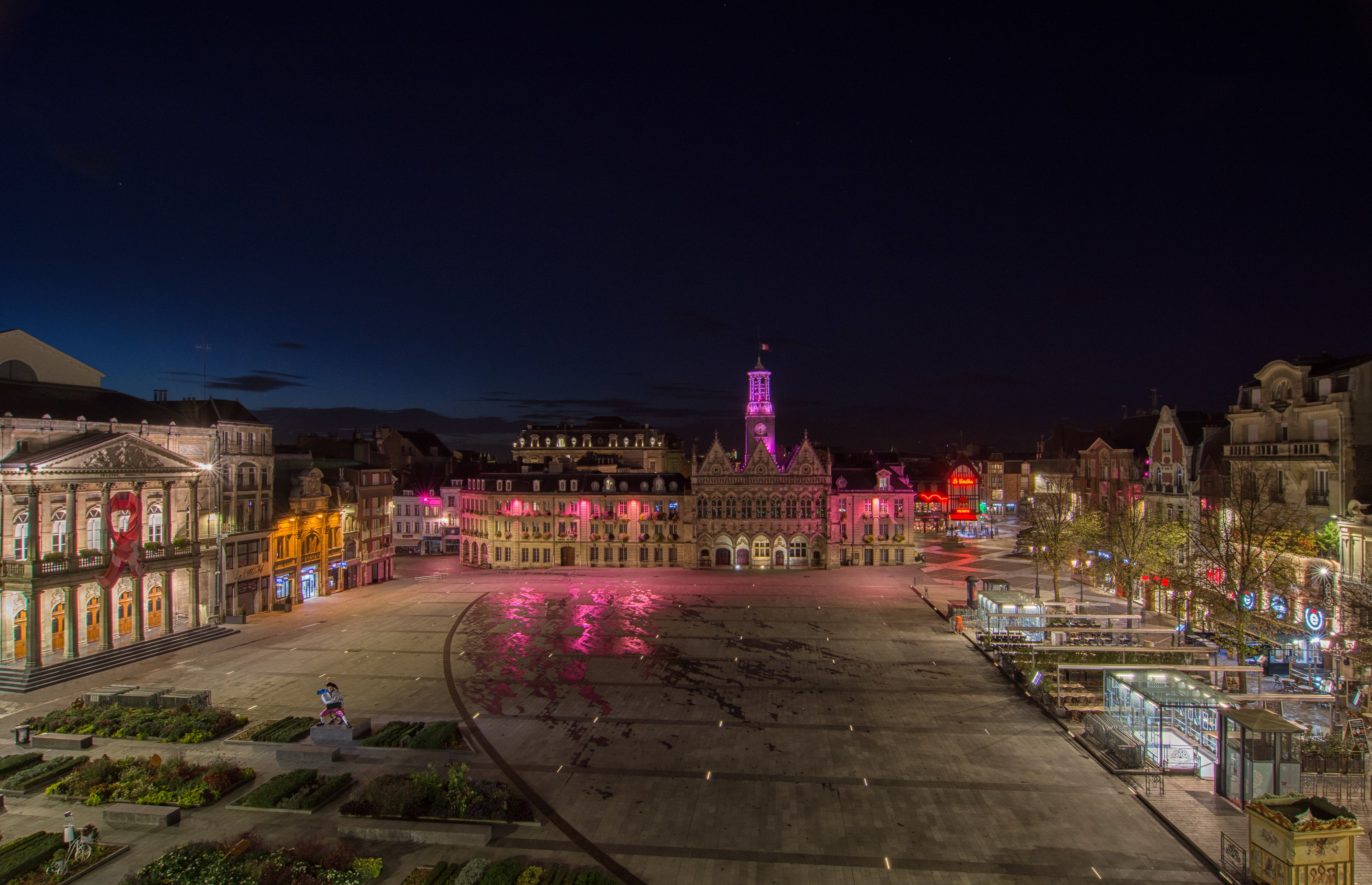 Saint Quentin Town Square at Night, France HD Wallpaper