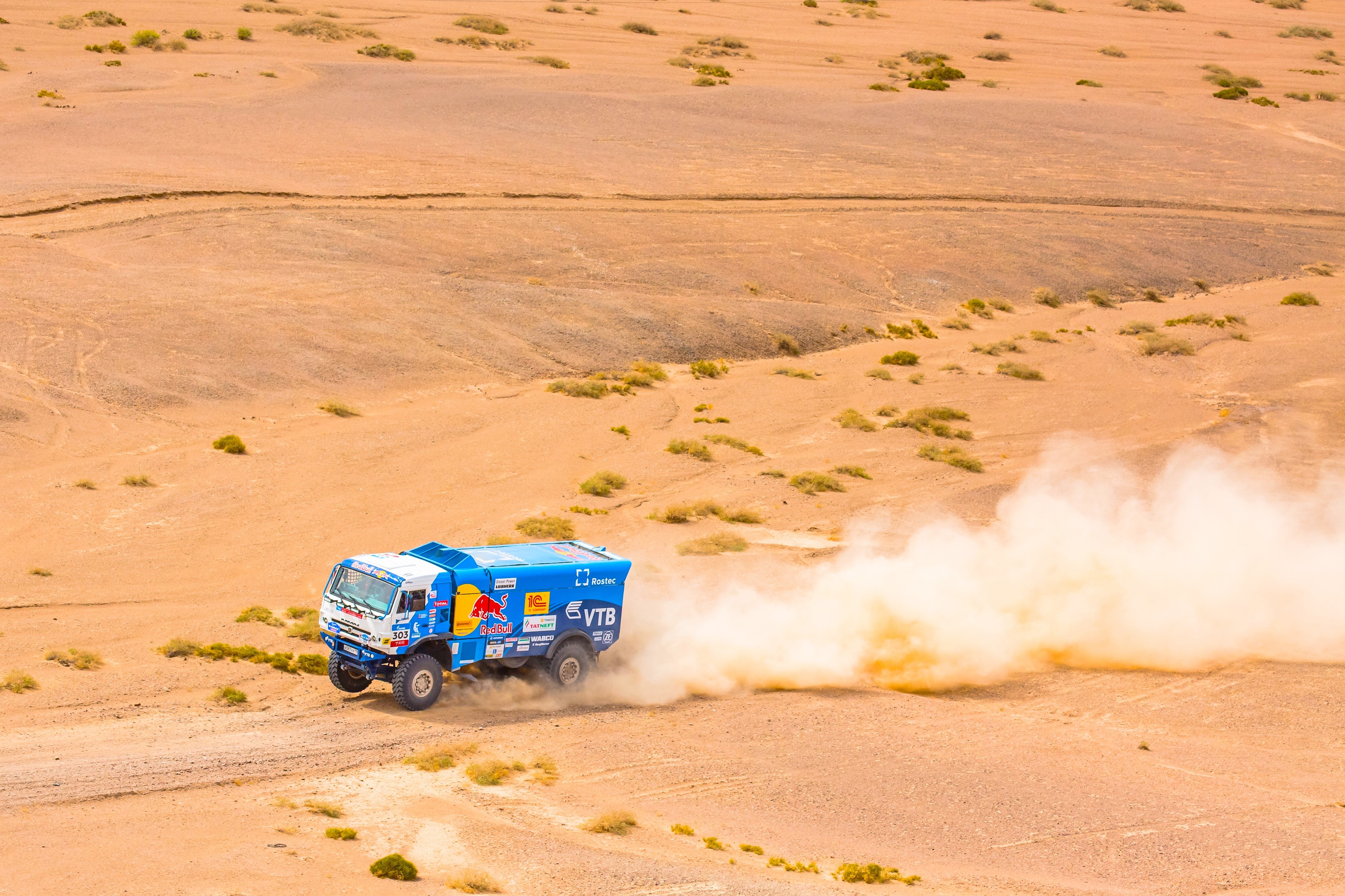 KAMAZ Truck in Silk Way Rally HD Wallpaper