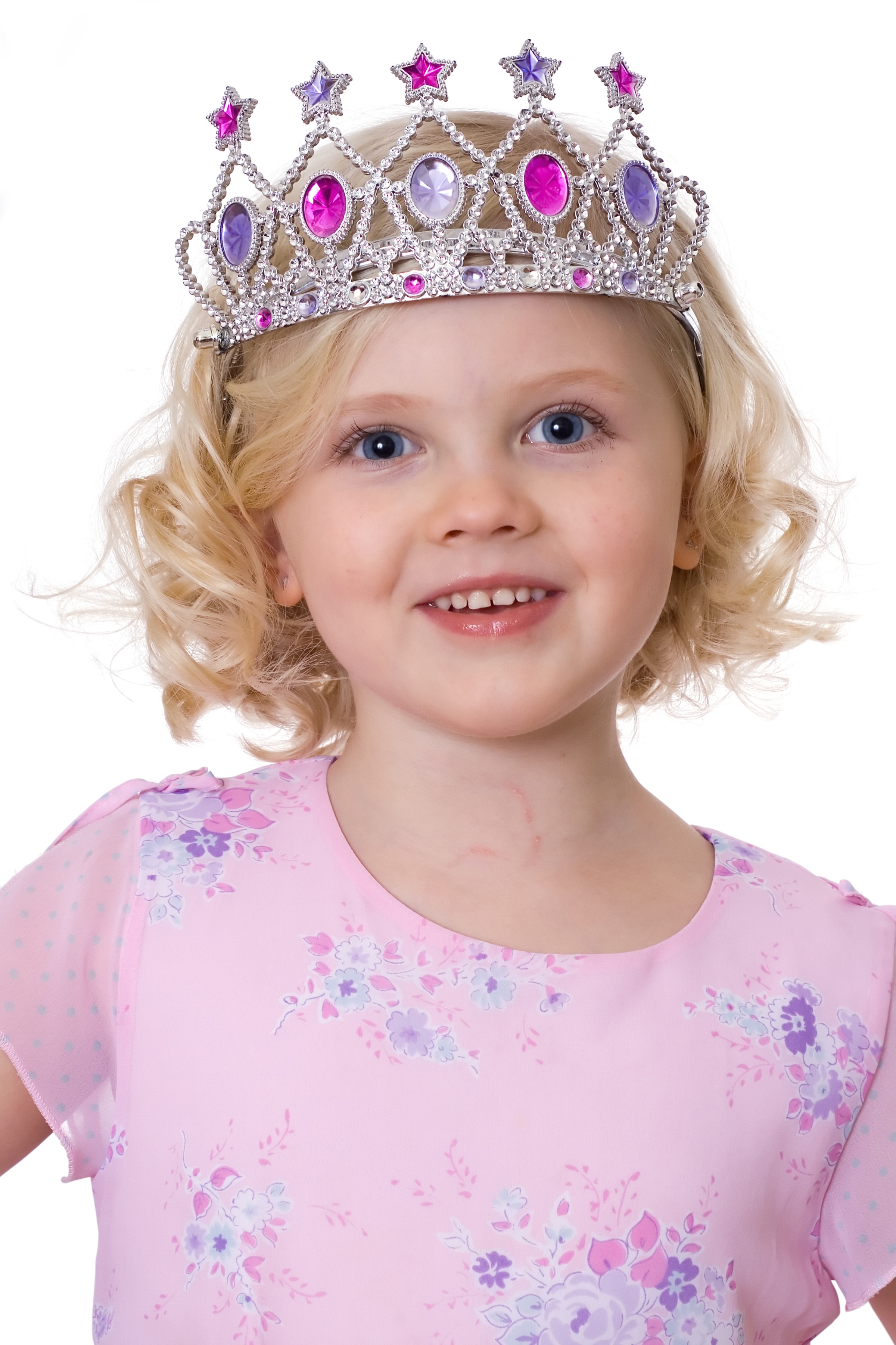Girl wearing a princess crown and pink dress HD Phone Wallpaper