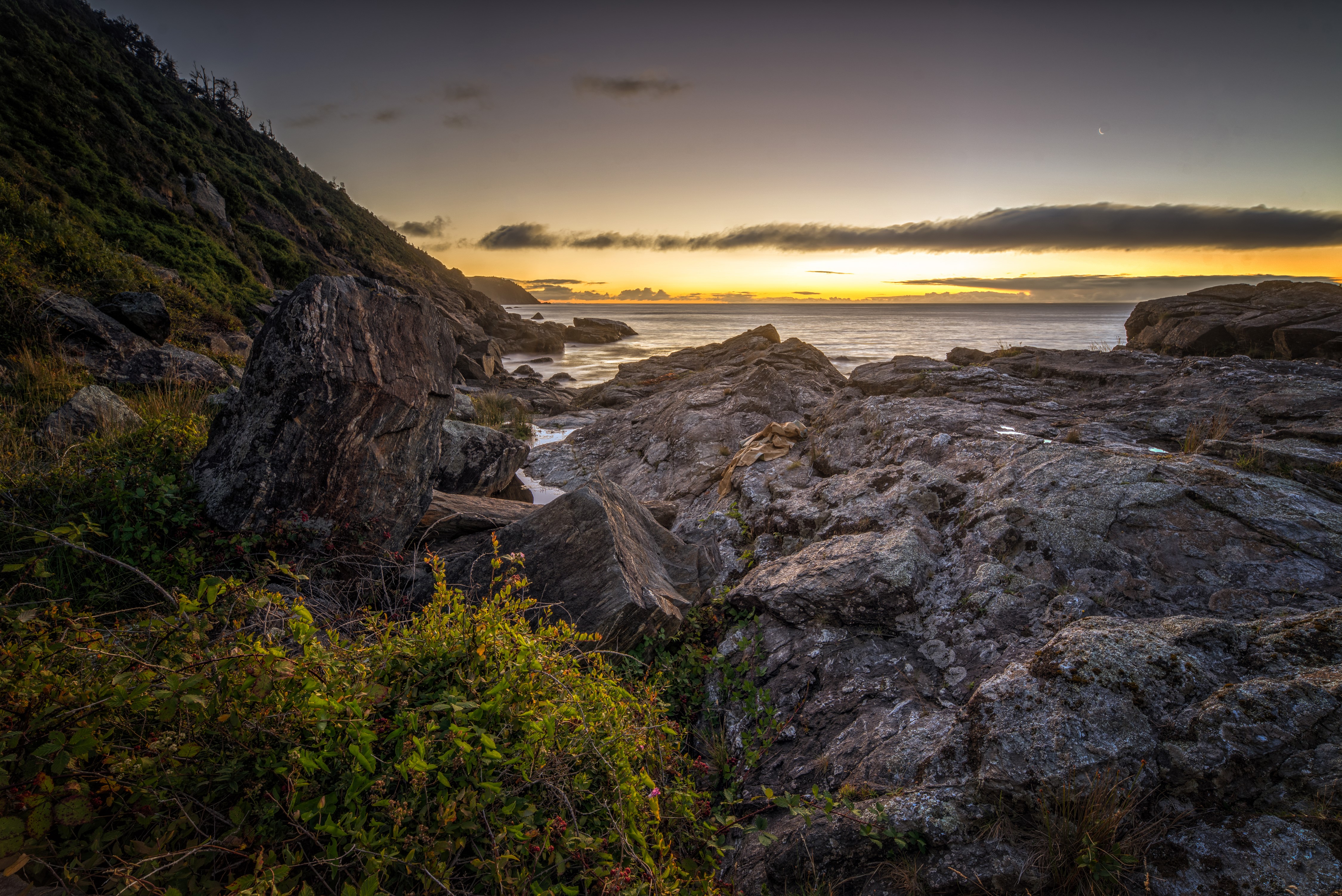 4K Coast of Valdivia, Chile at Sunrise HD Wallpaper