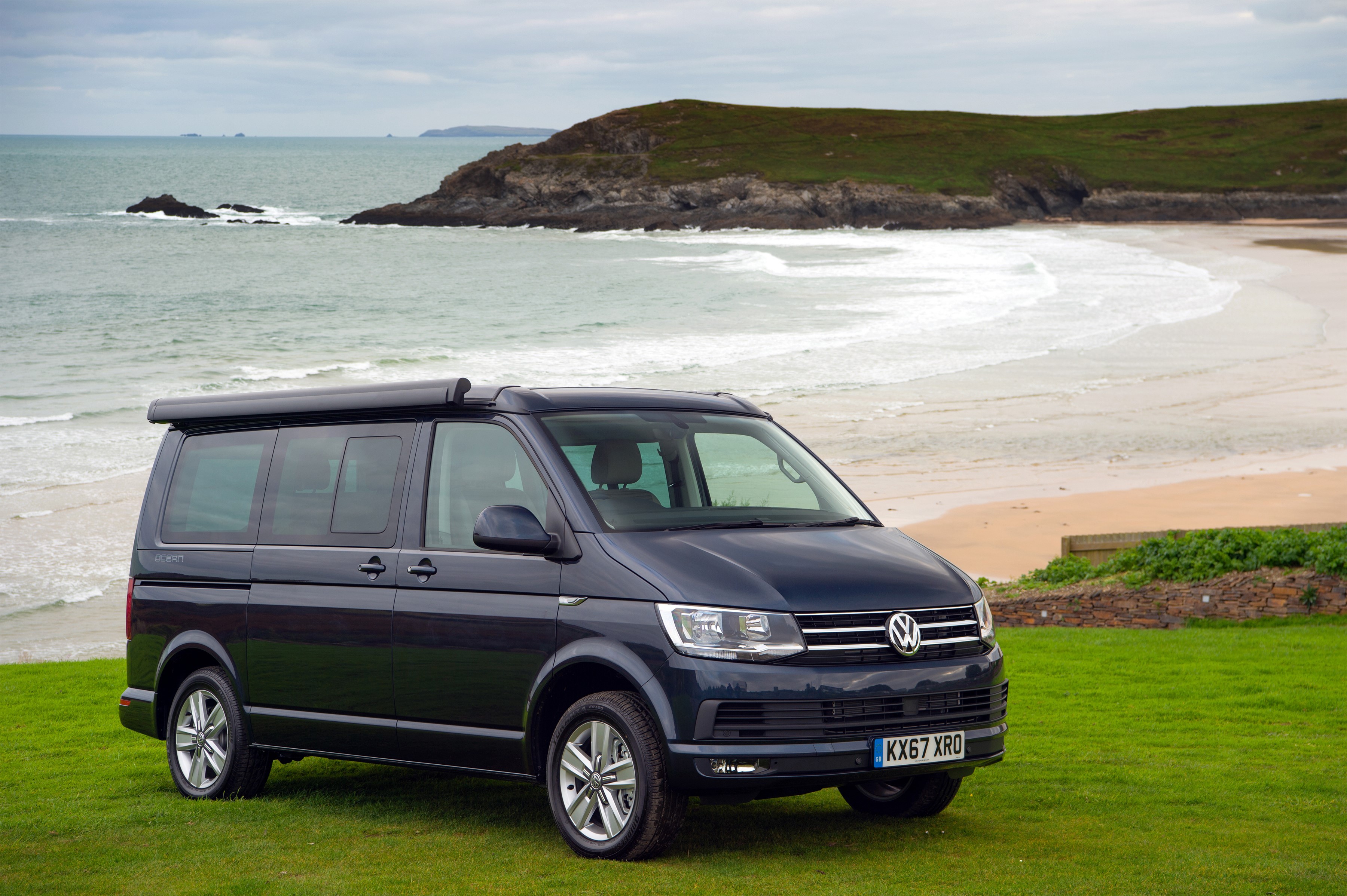 Volkswagen California Ocean campervan by the sea HD Wallpaper