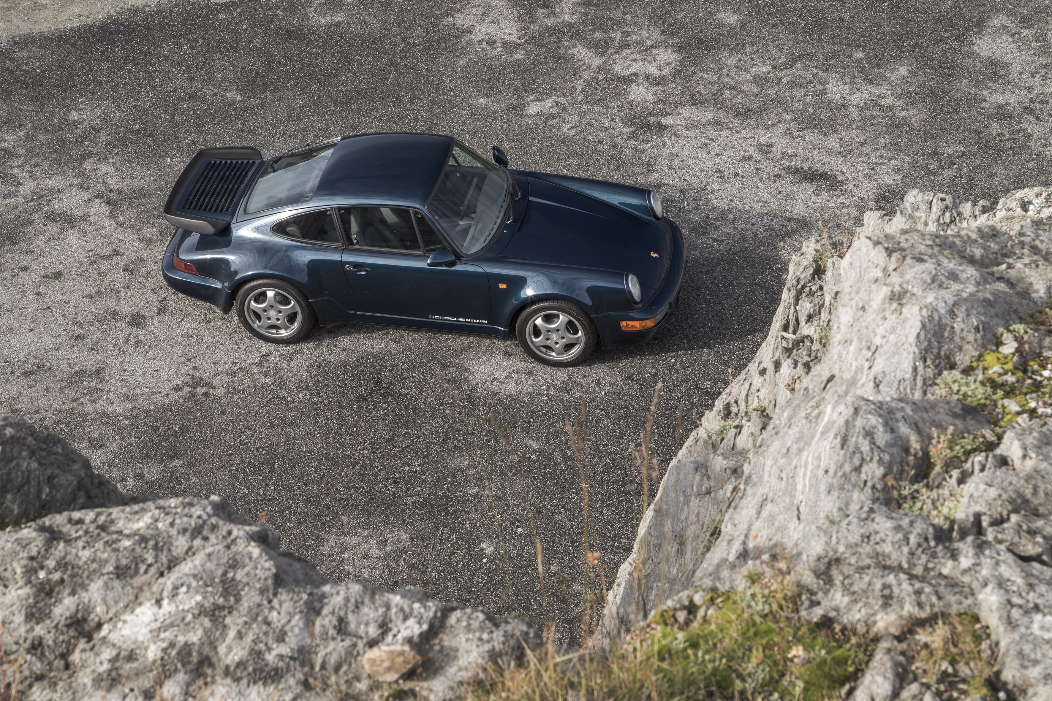 1990-92 Porsche 911 Turbo 3.3 Coupe HD Wallpaper