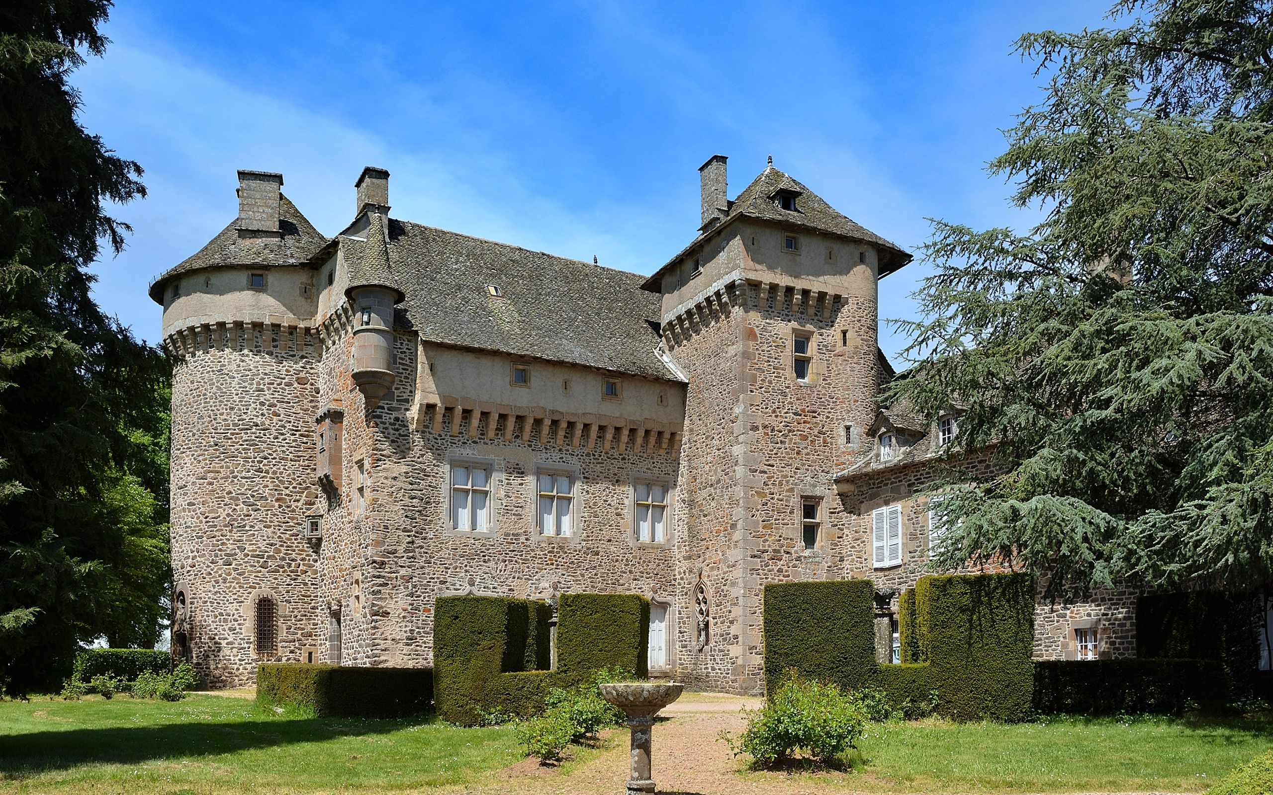 Castle of La Vigne, France HD Wallpaper