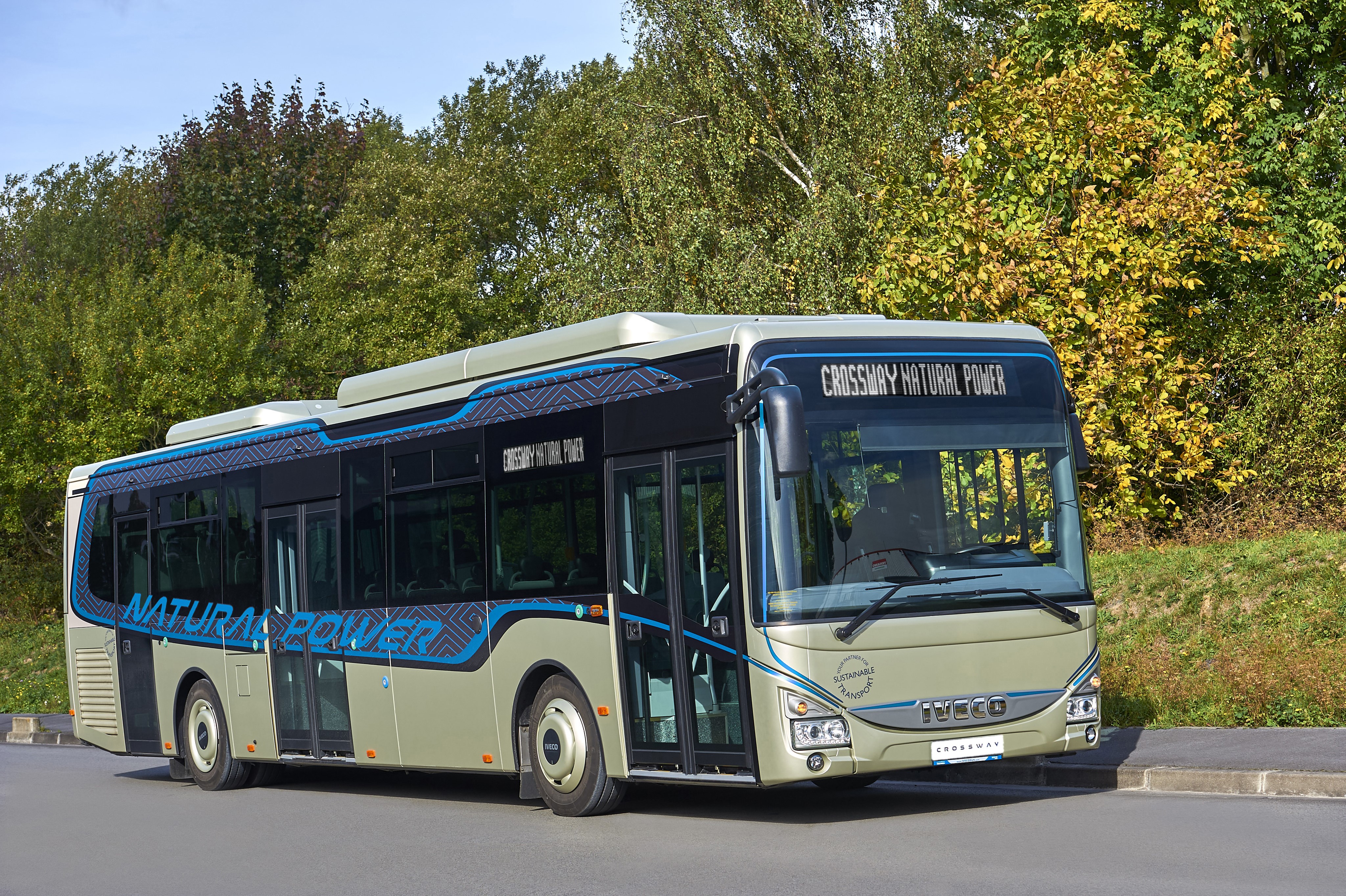 IVECO 2017 Crossway LE Natural Power Bus HD Wallpaper