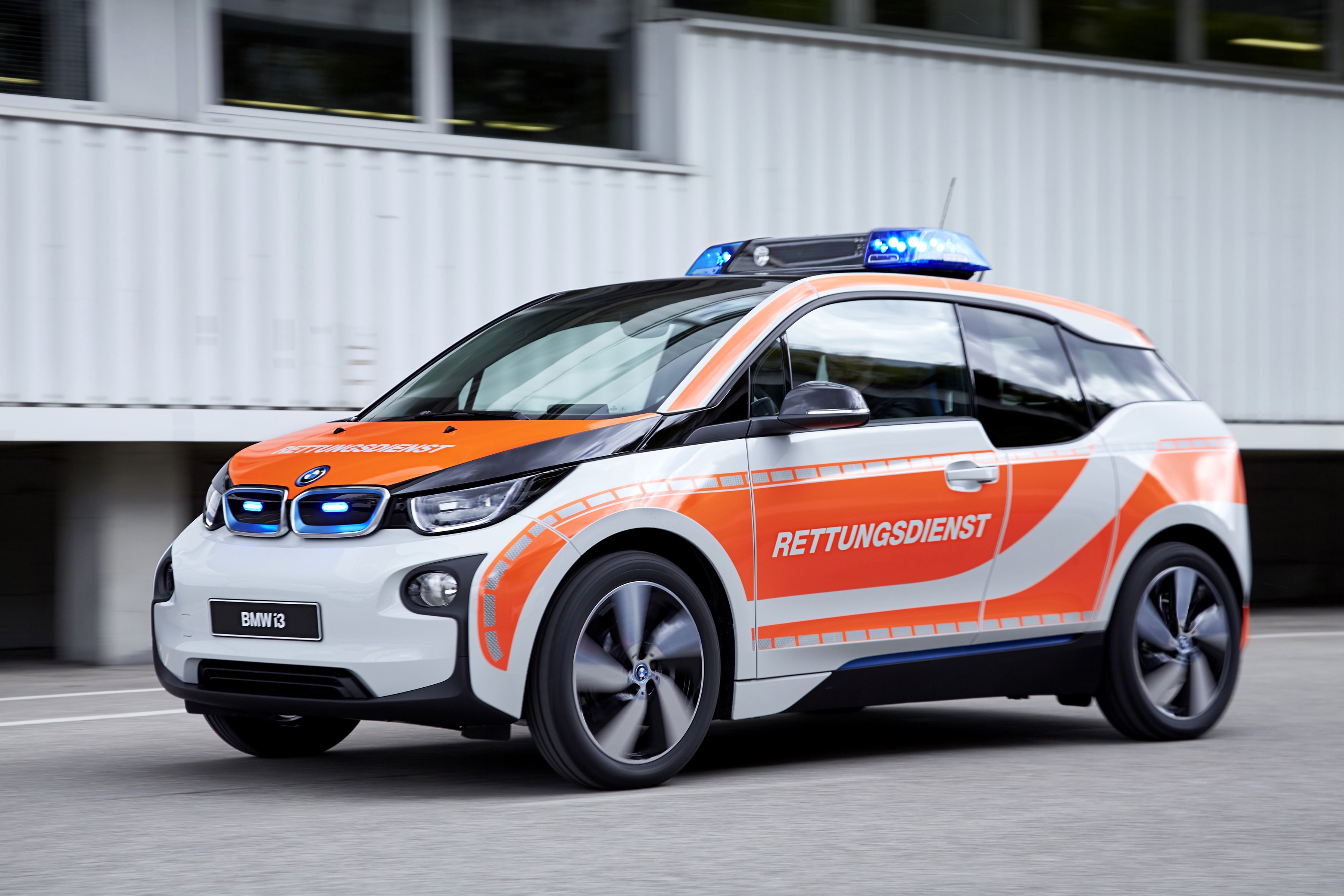 BMW i3 Rettungsdienst Emergency Vehicle HD Wallpaper