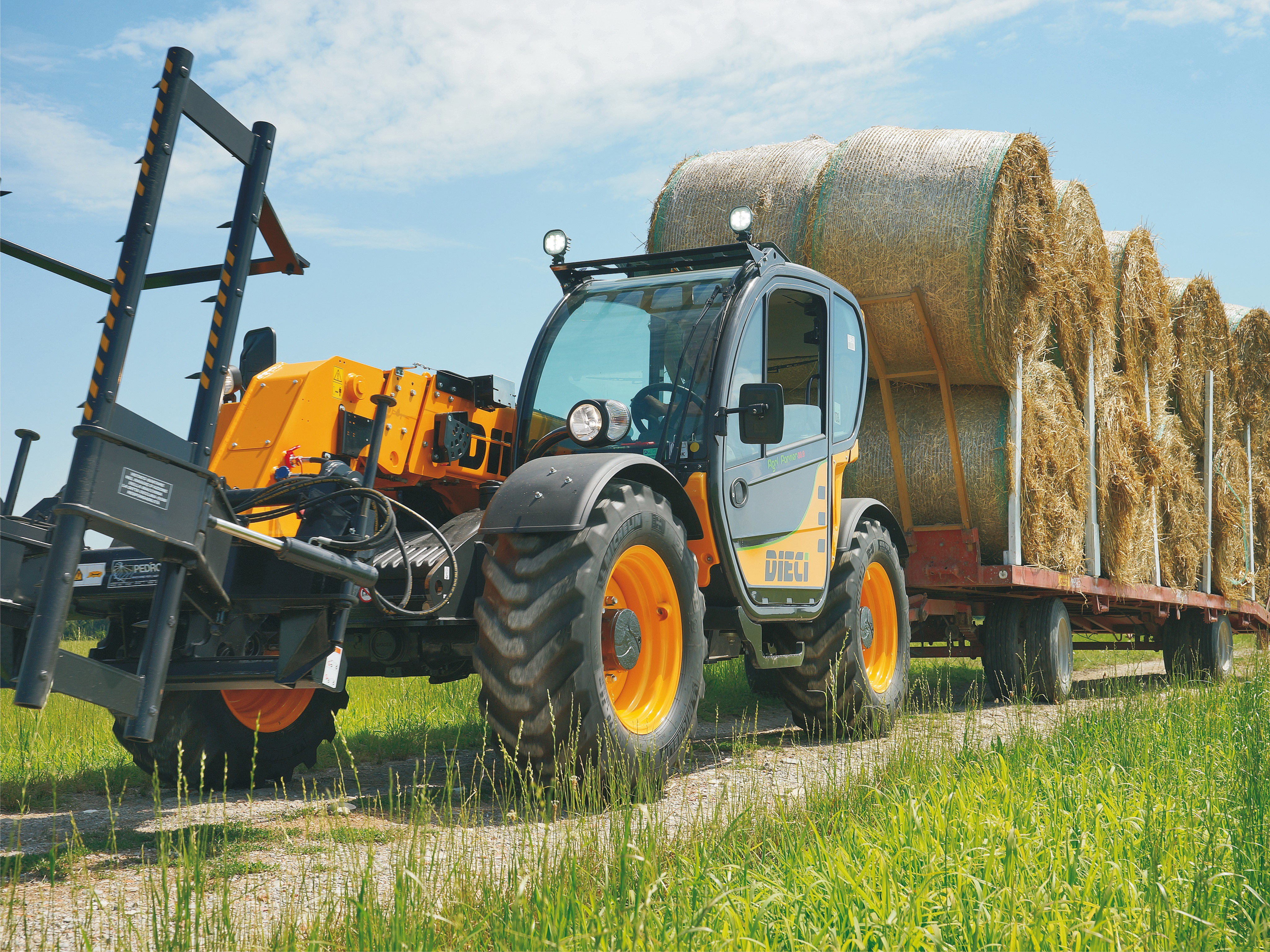 4K 2013-17 Dieci Agri Farmer 30.9 Hay HD Wallpaper