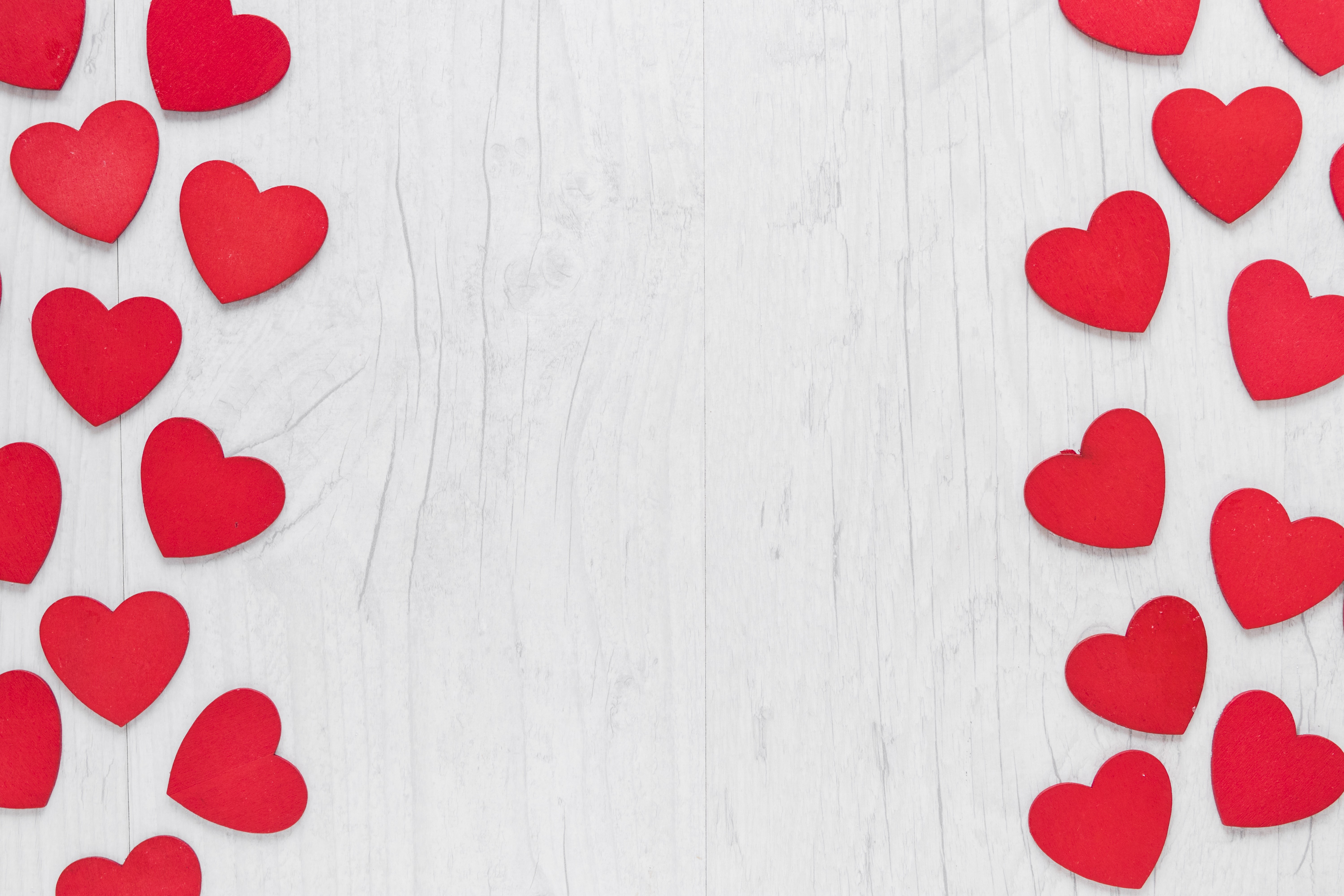 Red Hearts on White Wood Background HD Wallpaper