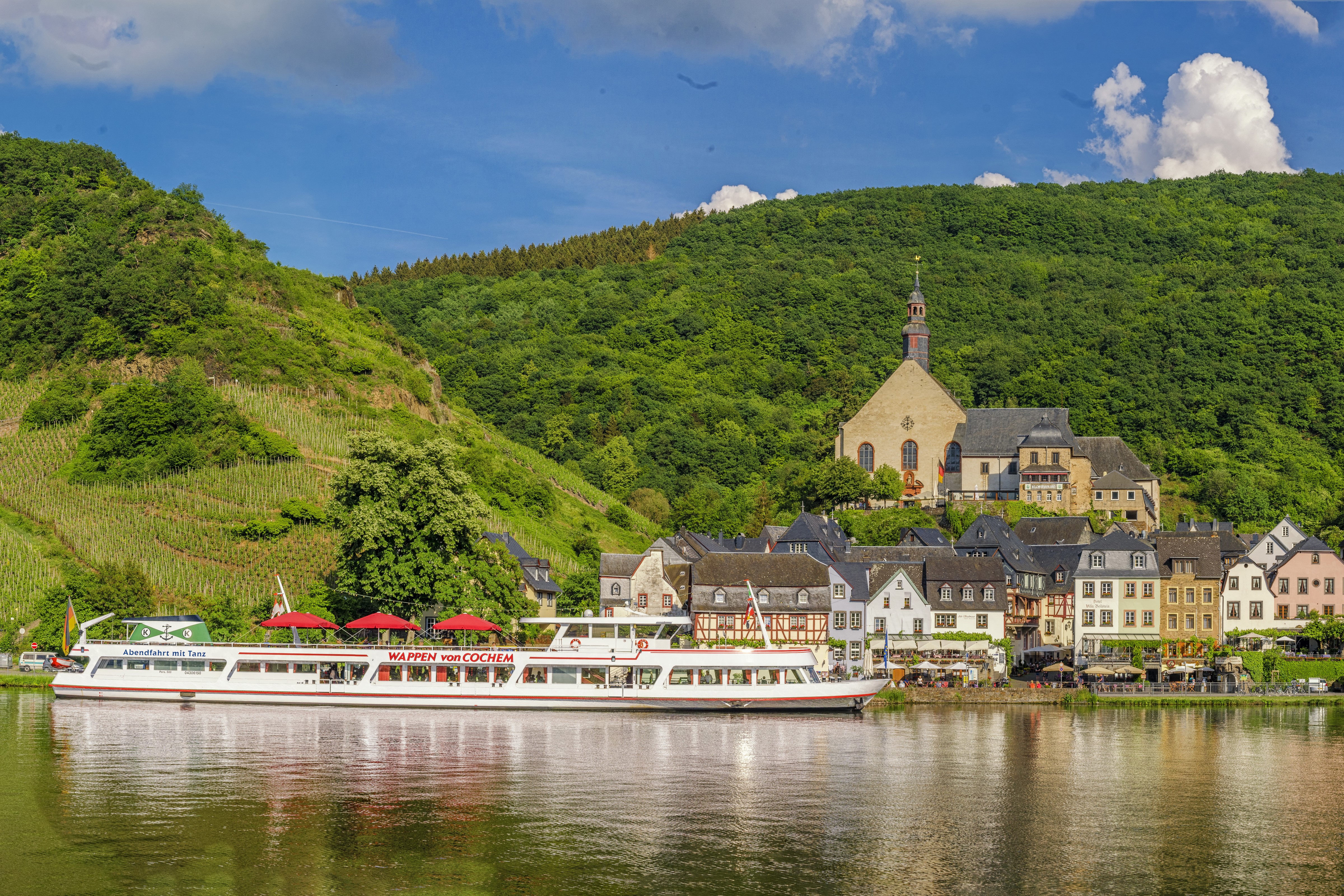 Riverboat on Moselle River near Beilstein, Germany HD Wallpaper