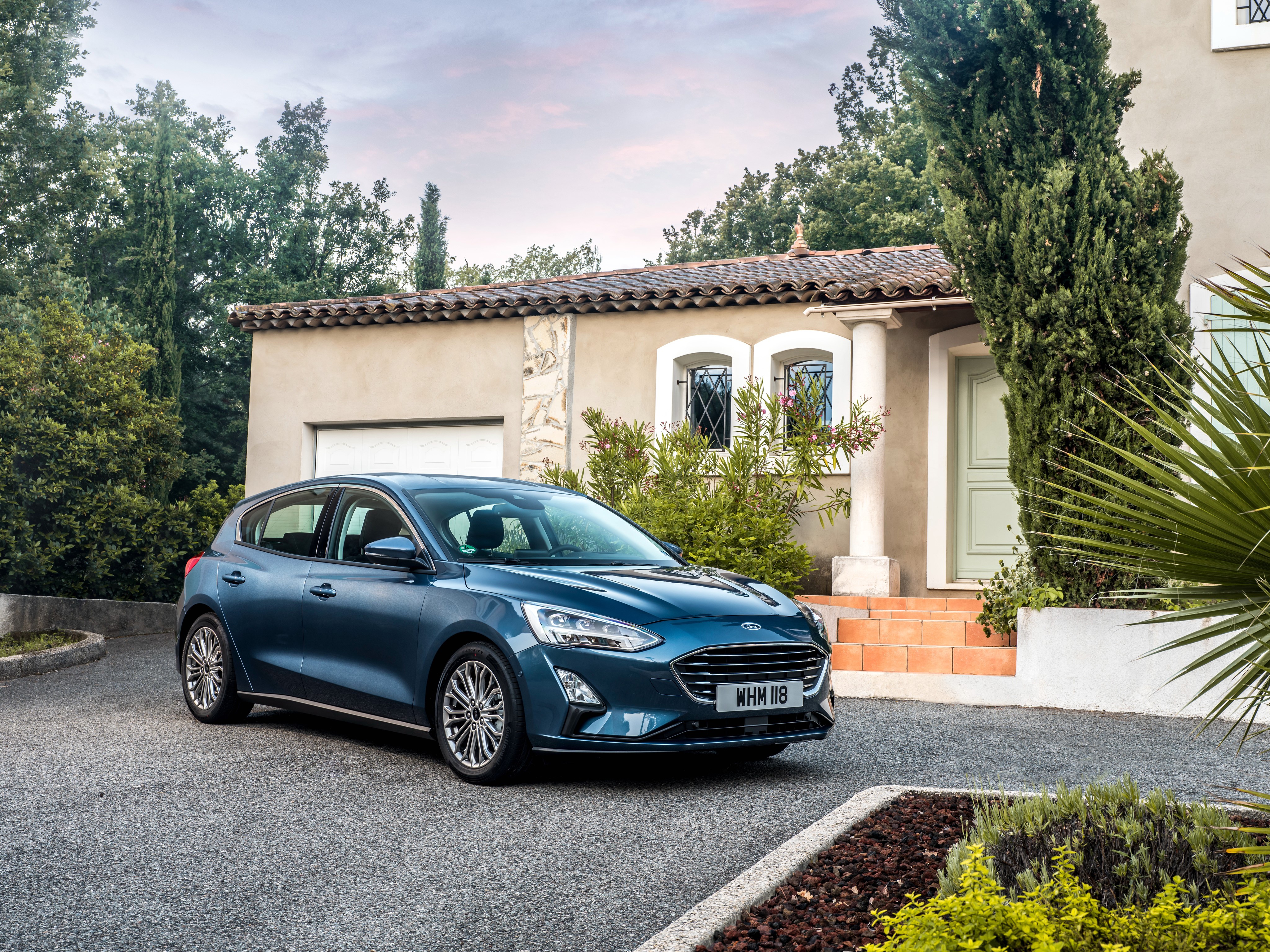 2018 Ford Focus Titanium Worldwide HD Wallpaper