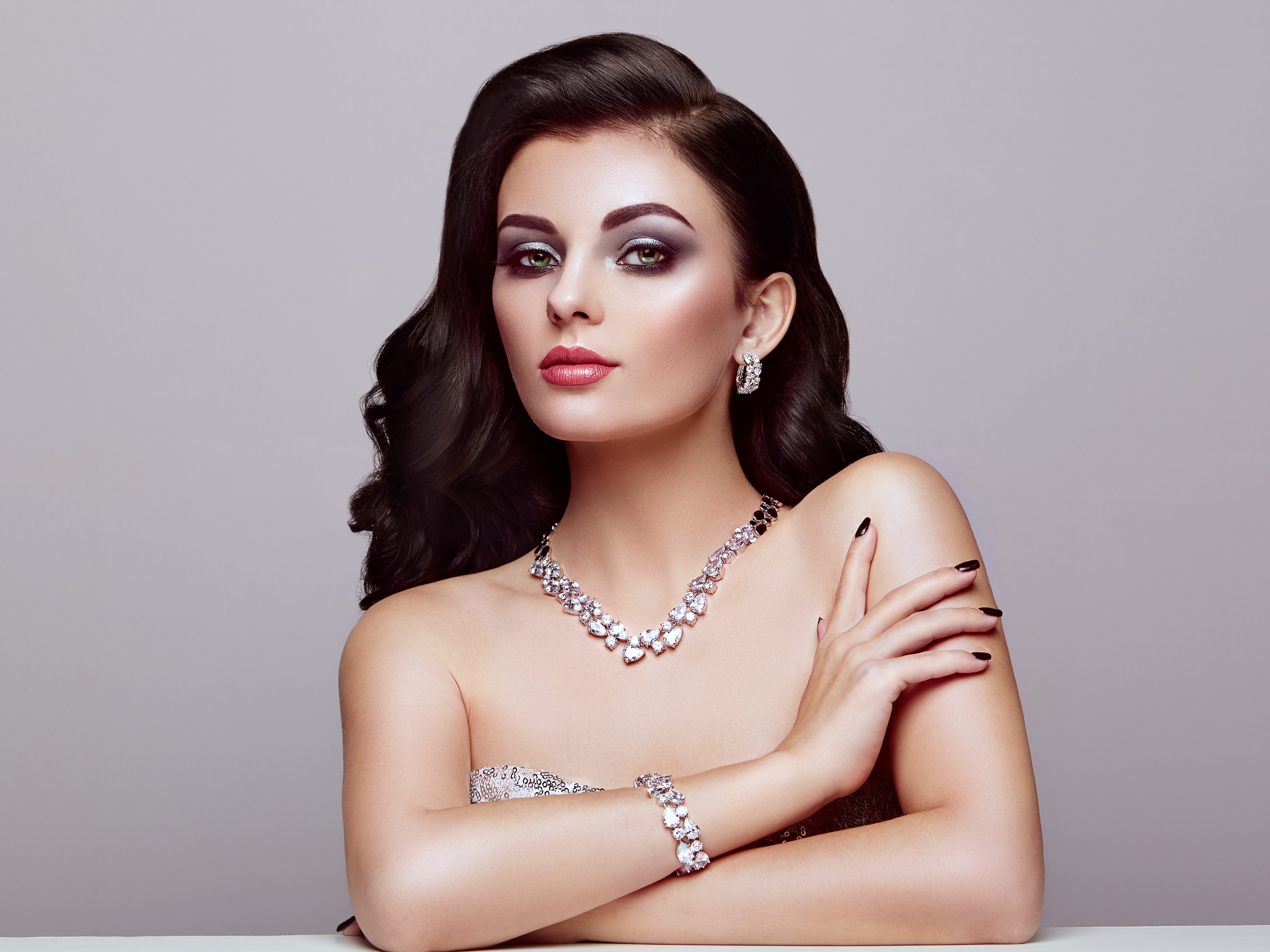 Woman with Jewelry and Makeup HD Wallpaper