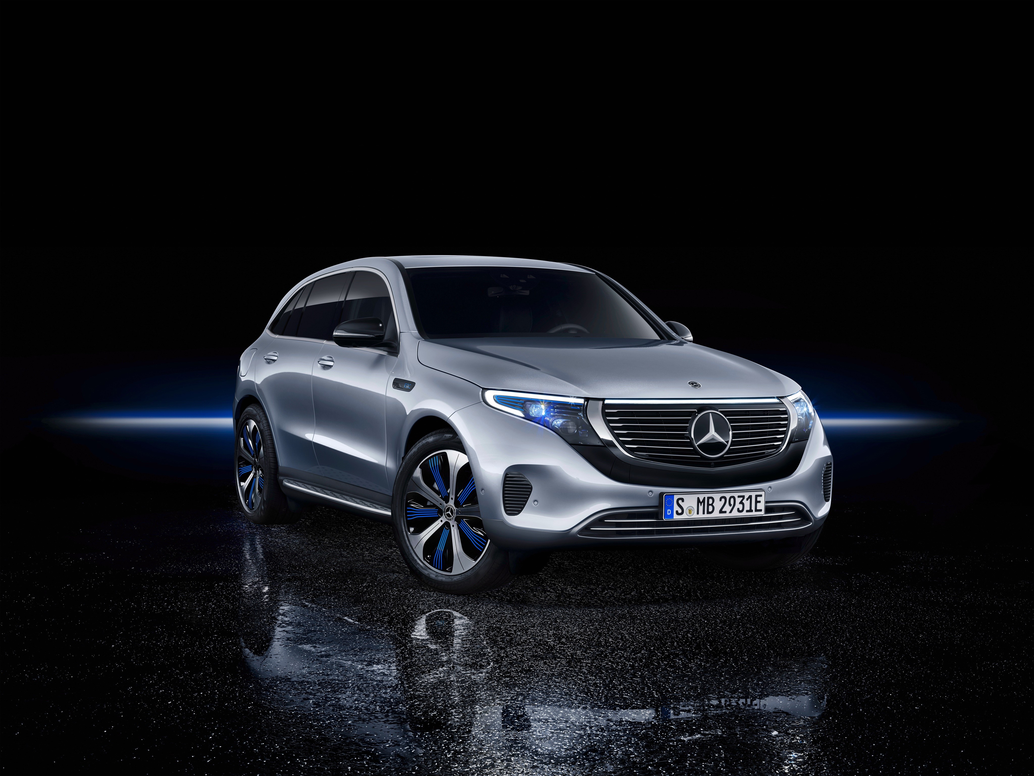 Mercedes-Benz EQC400 4Matic Silver Electric SUV HD Wallpaper