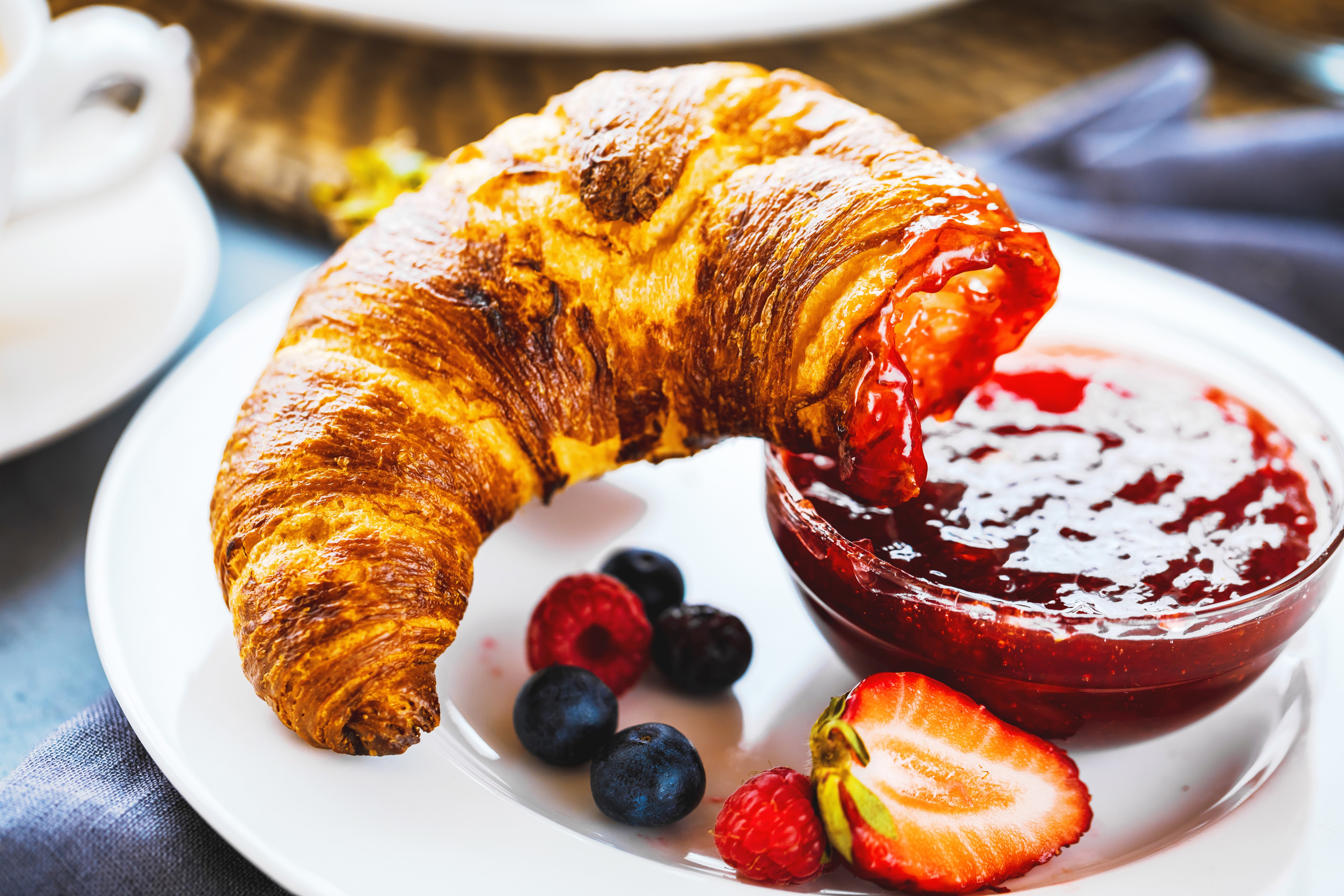 Croissant with Jam and Berries HD Wallpaper