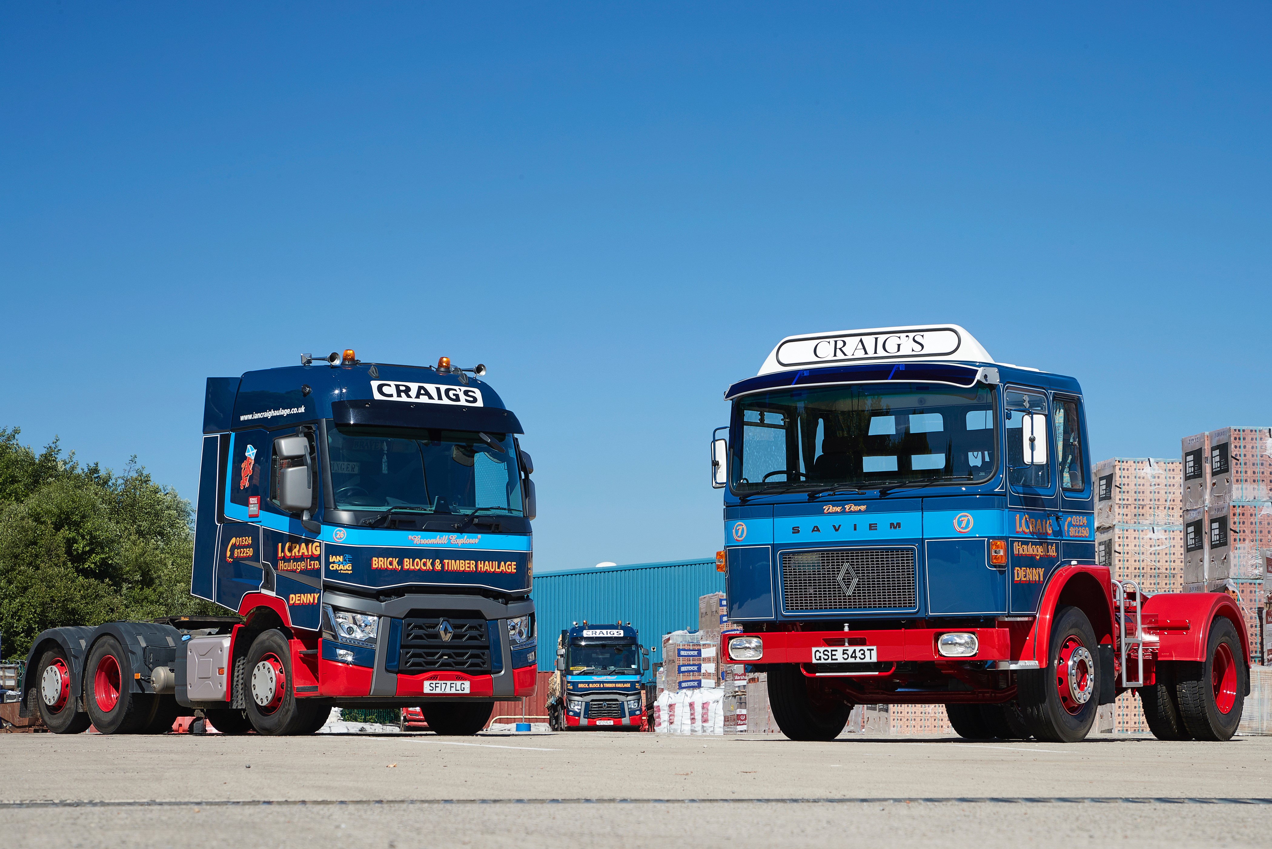 Two Craig's Trucks, one Renault, one Saviem HD Wallpaper