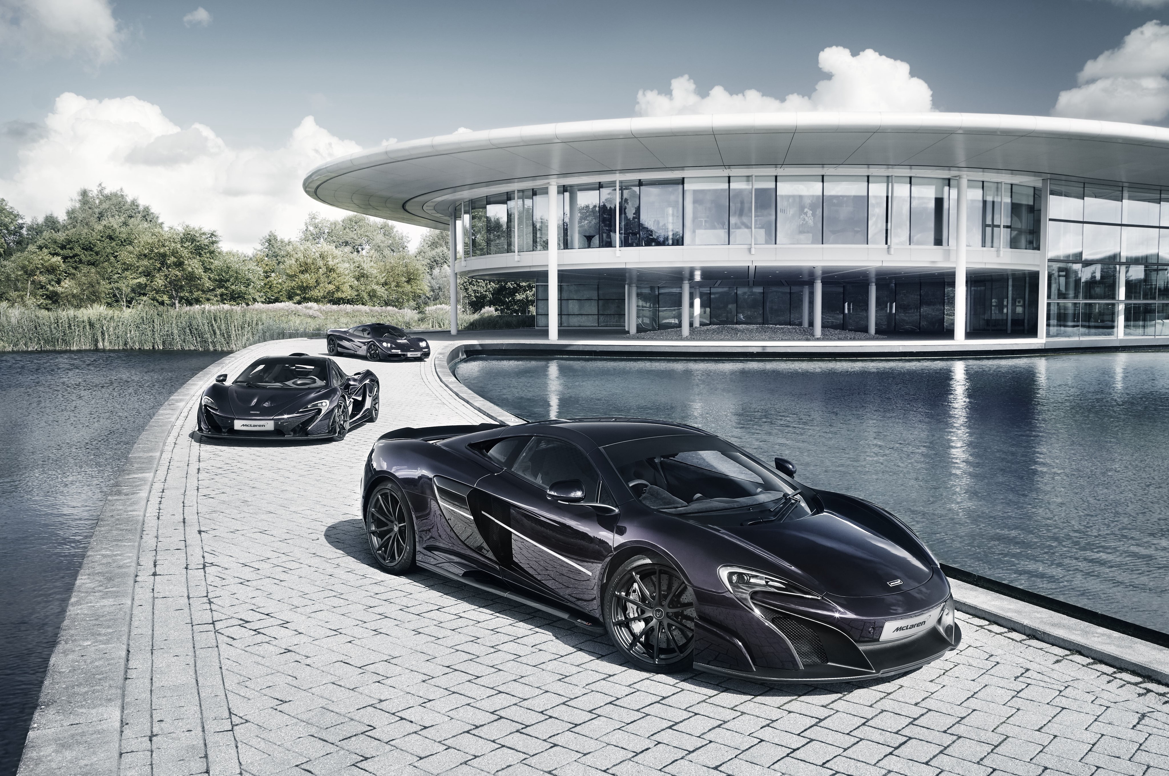 McLaren P1 and 650S cars at McLaren Technology Centre HD Wallpaper
