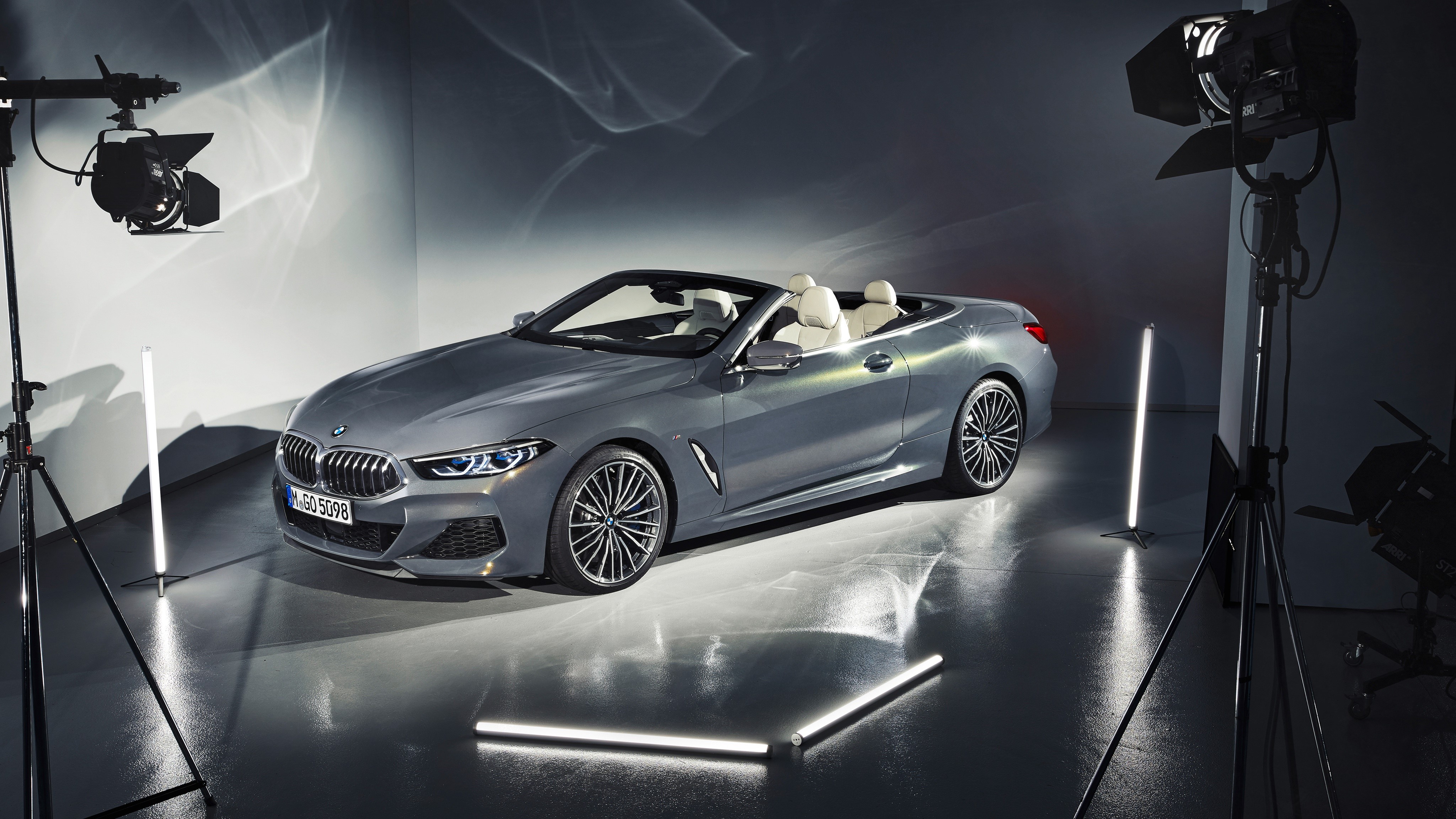 BMW M850i xDrive Cabriolet HD Wallpaper