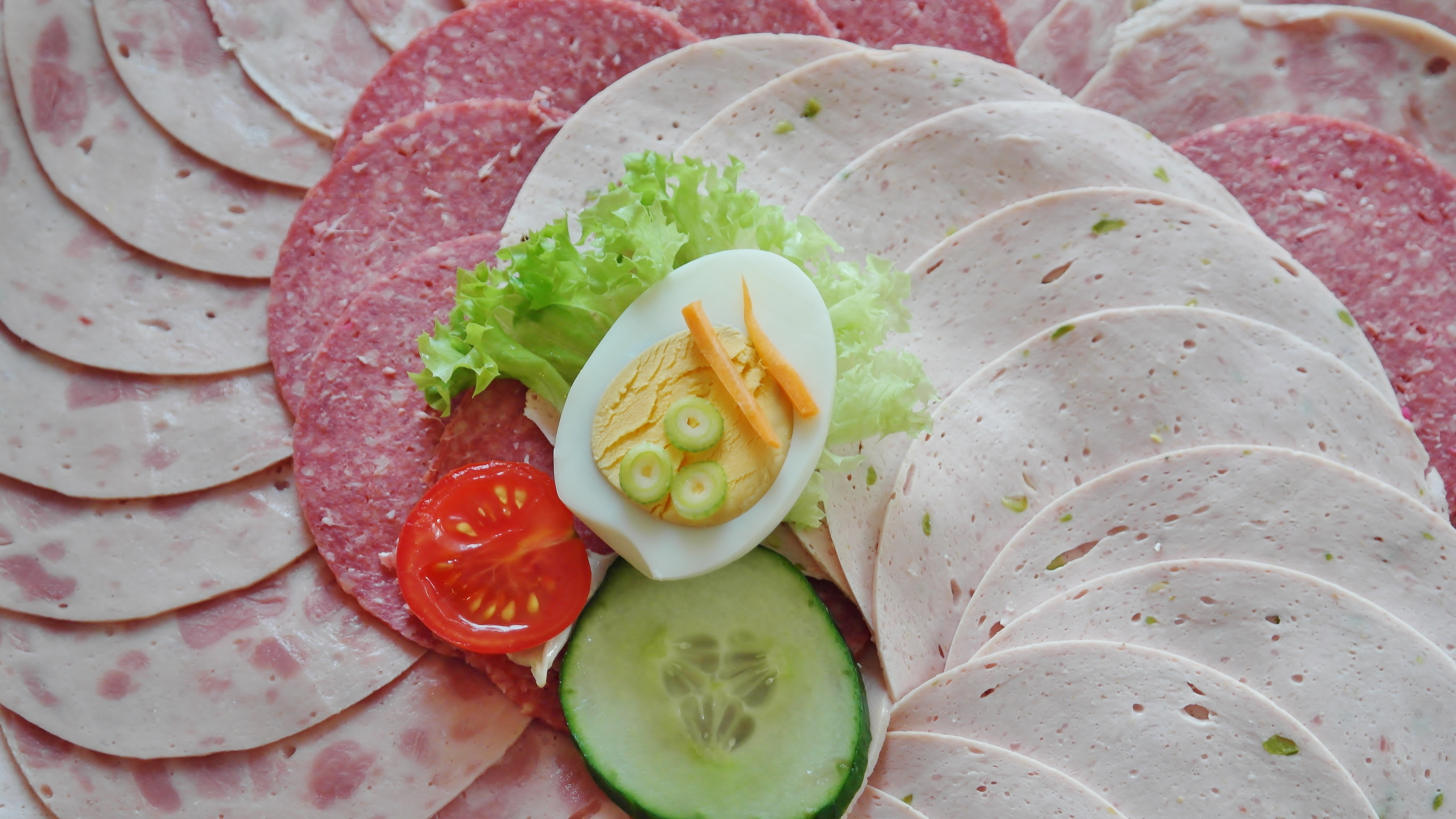 Sliced Sausage Platter with Egg, Tomato, and Cucumber HD Wallpaper