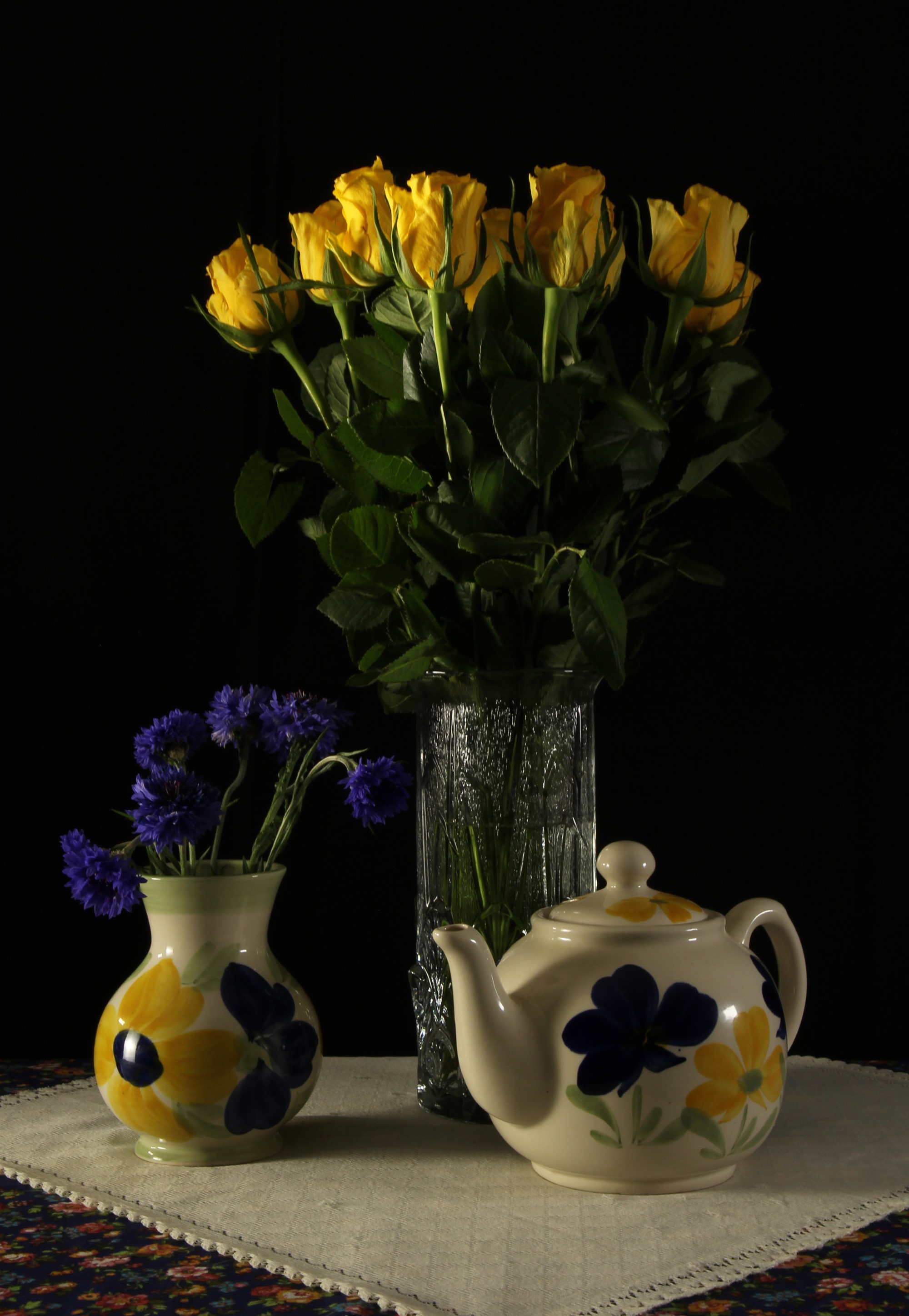 Still-life with yellow roses, cornflowers, and a teapot HD Phone Wallpaper