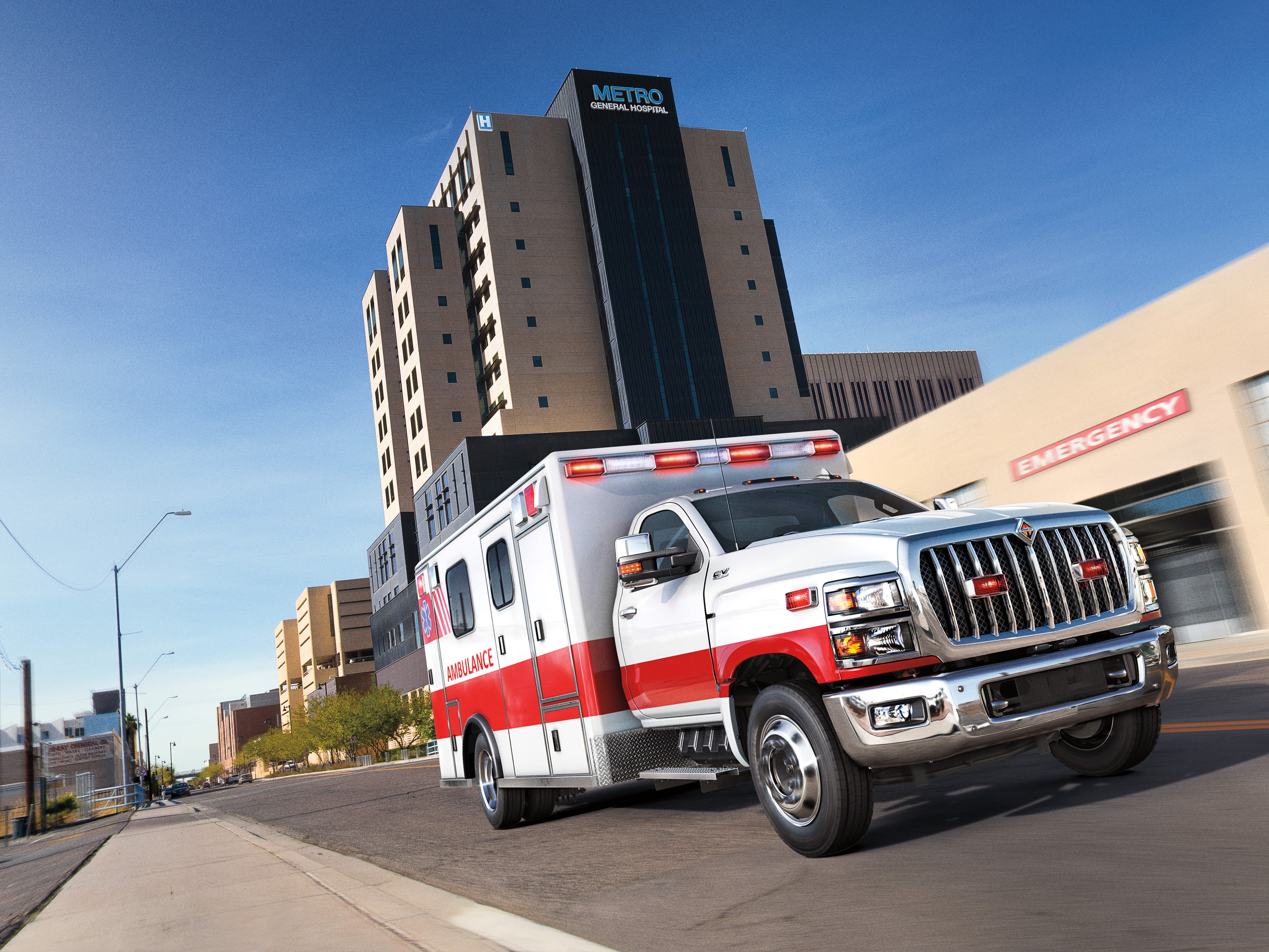 4K 2018 International CV Day Cab Ambulance HD Wallpaper