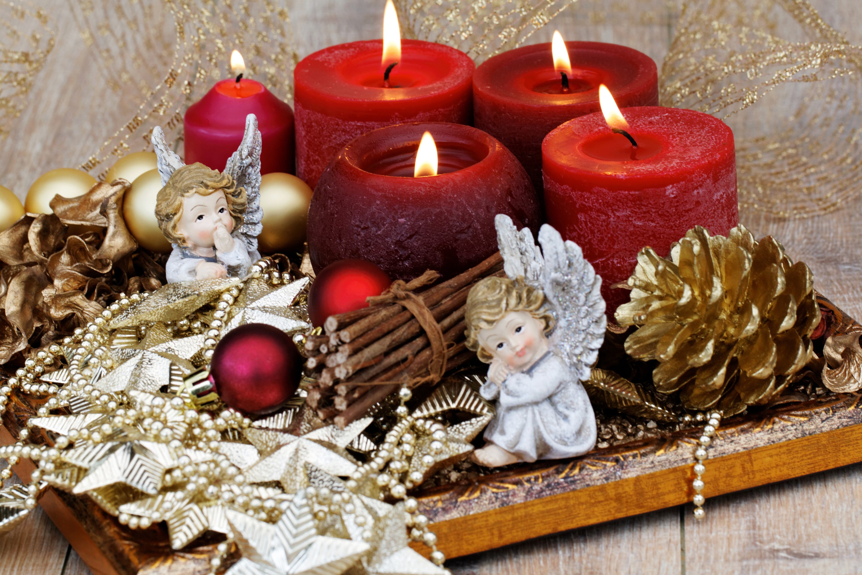 Christmas candles with angels and ornaments HD Wallpaper