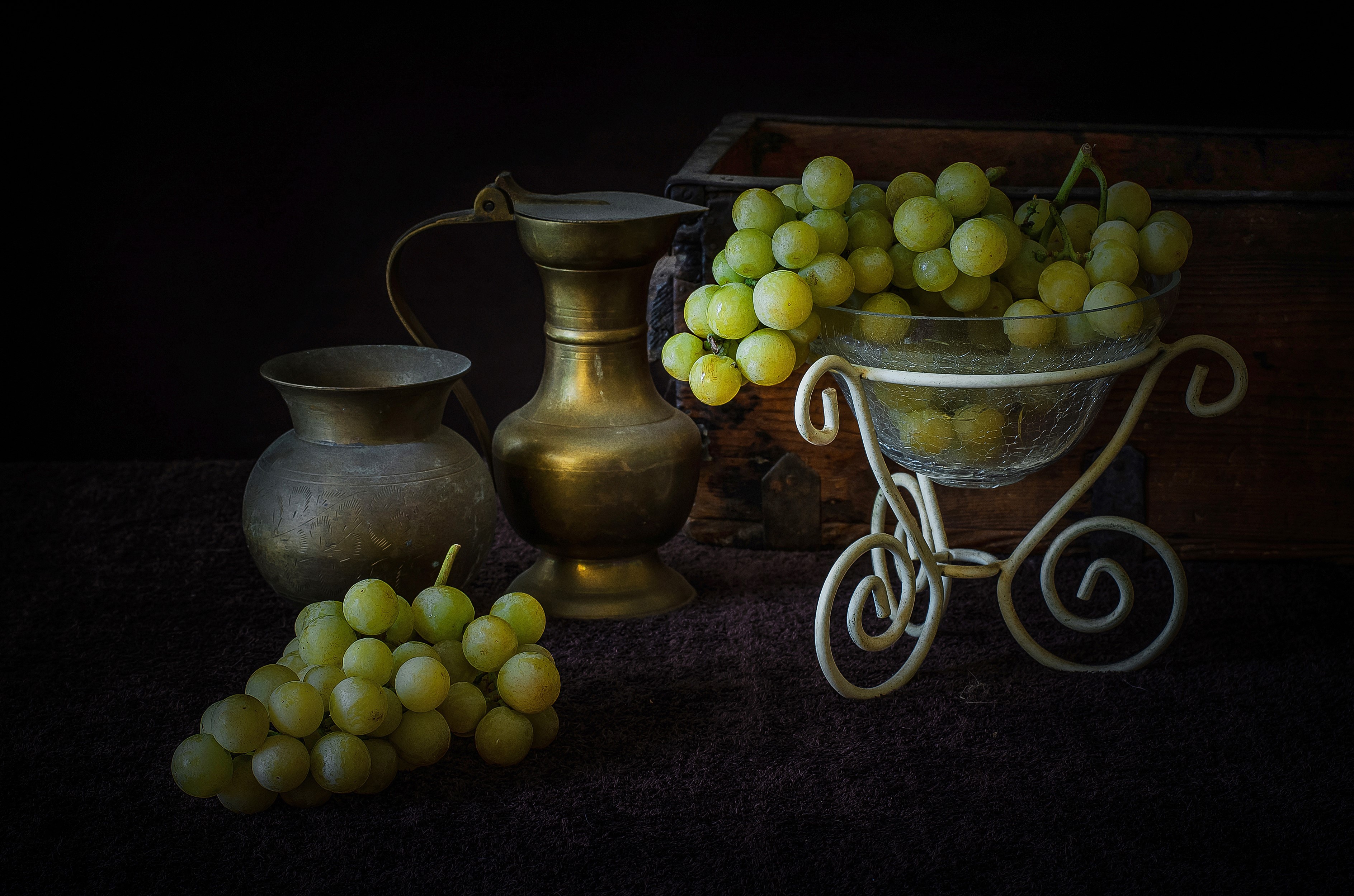 Still life with grapes and brass jugs HD Wallpaper