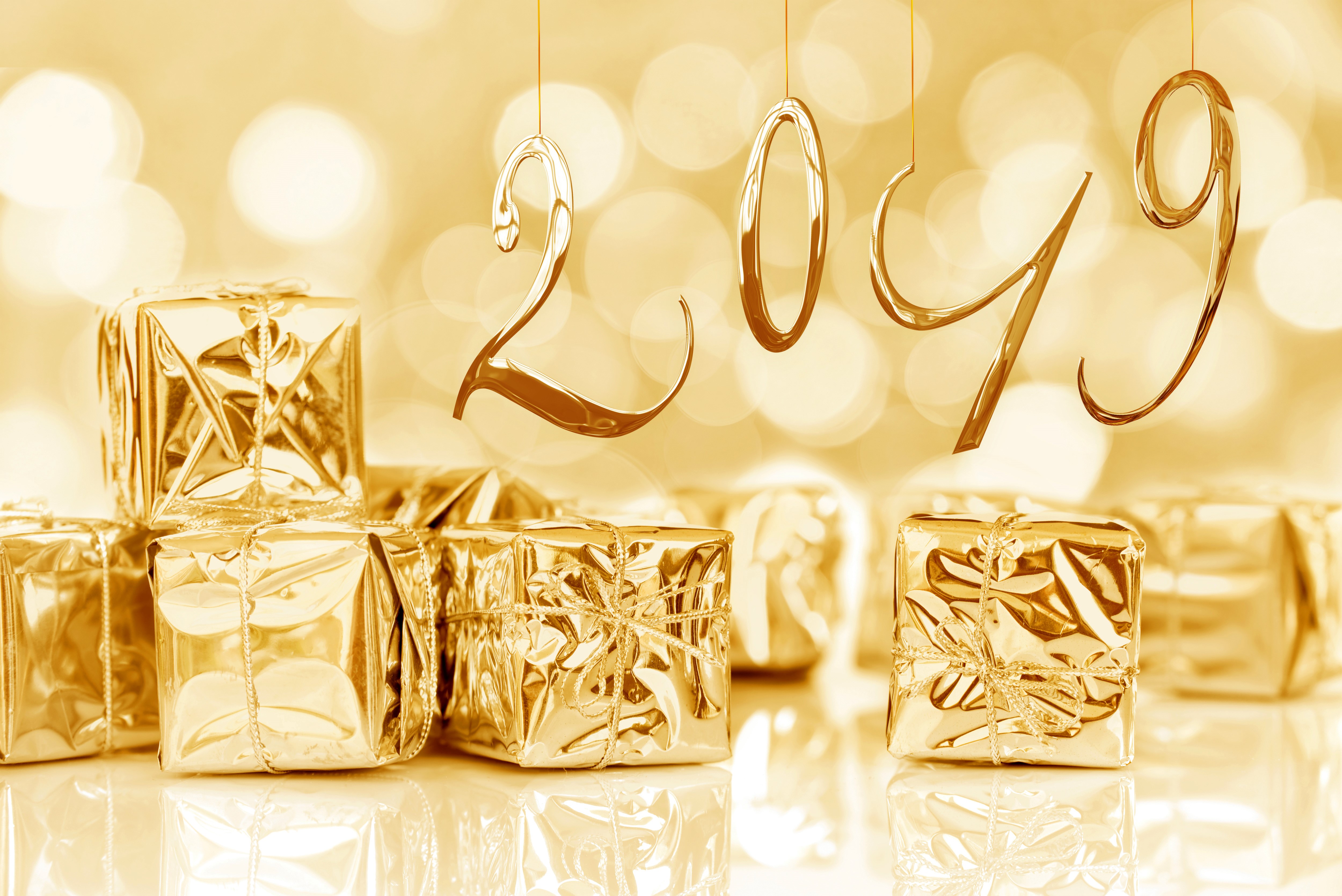 Golden 2019 New Year Gifts HD Wallpaper