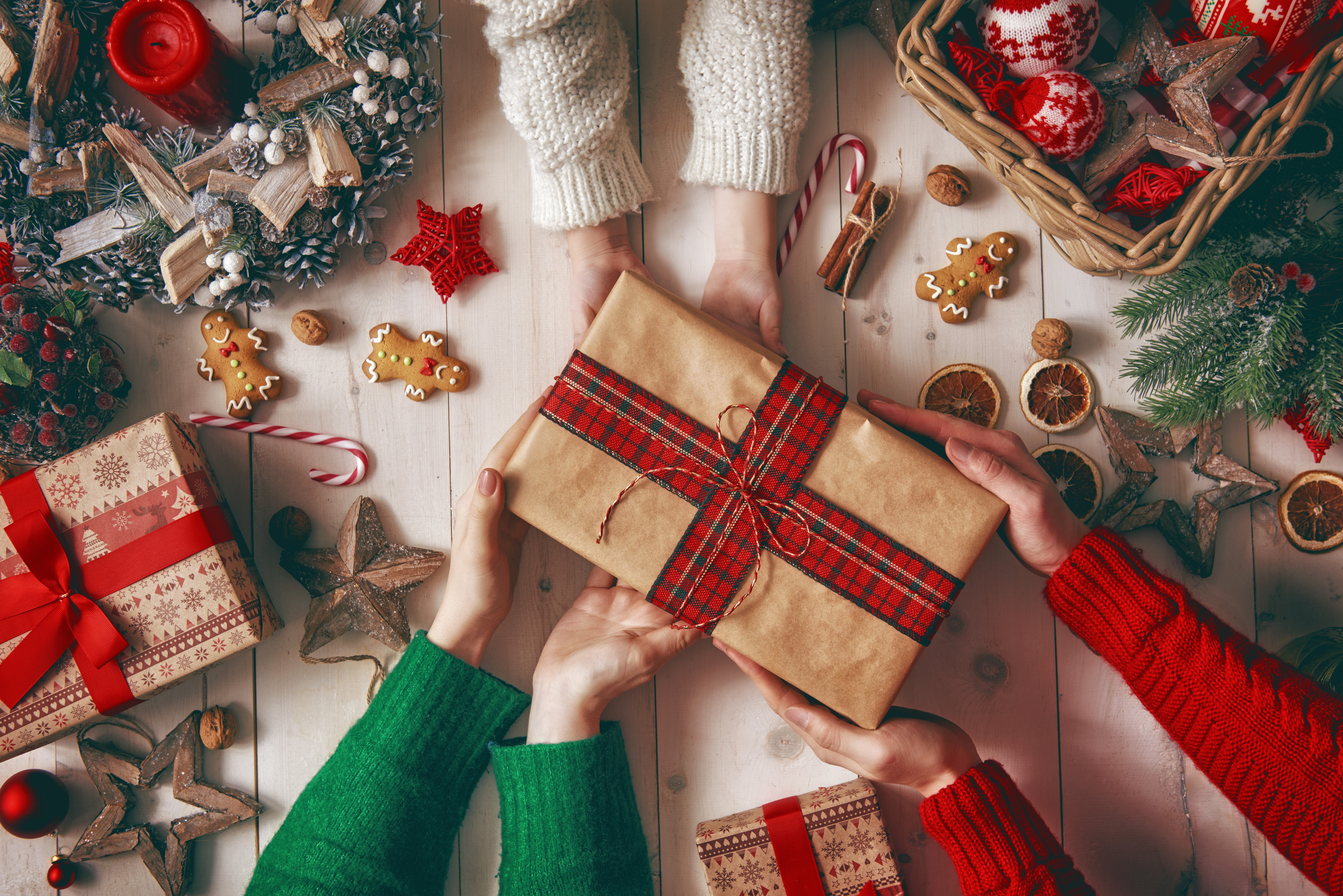 Christmas Gifts and Decorations HD Wallpaper