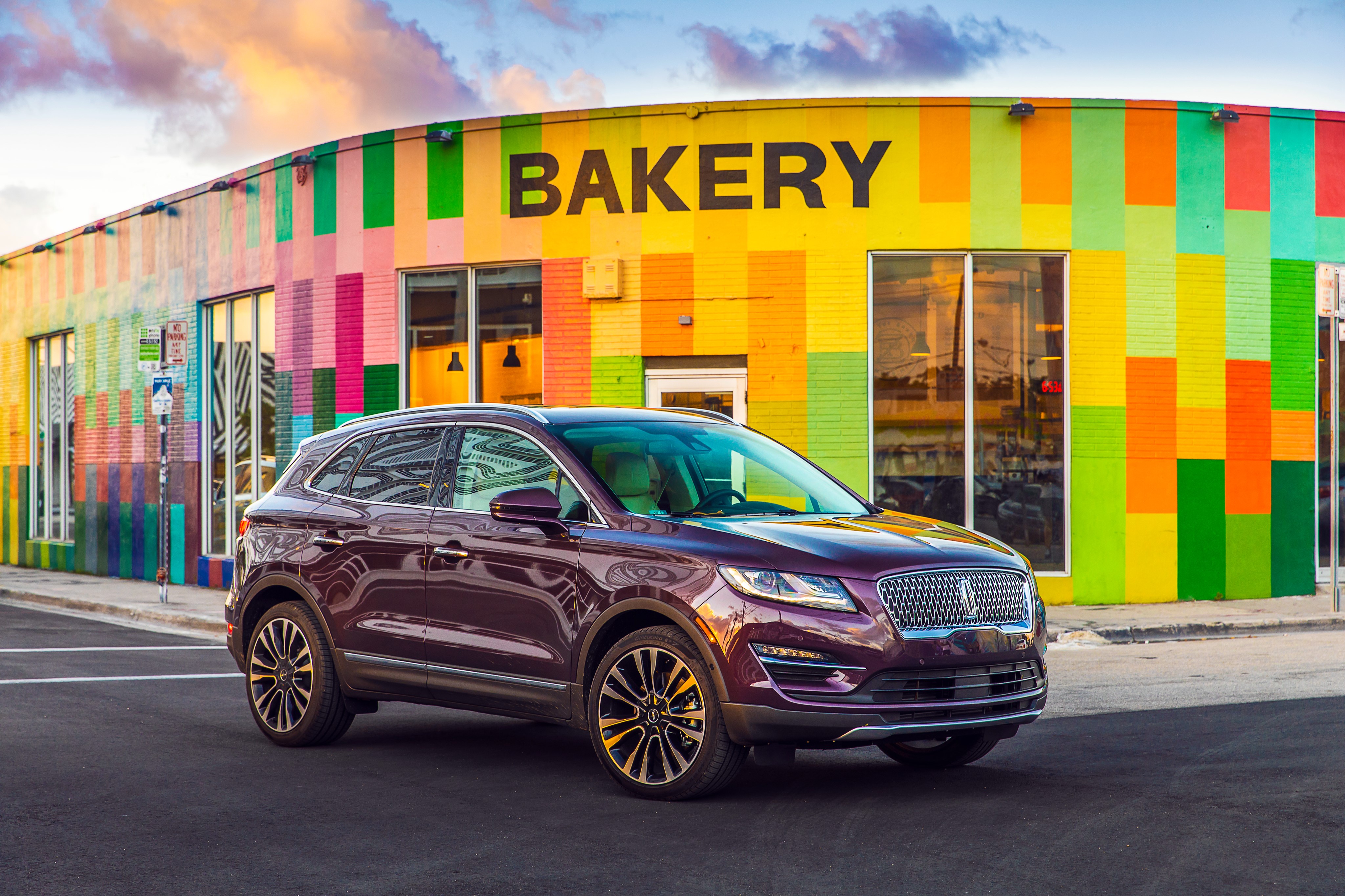 2019 Lincoln MKC Black Label wine color metallic HD Wallpaper