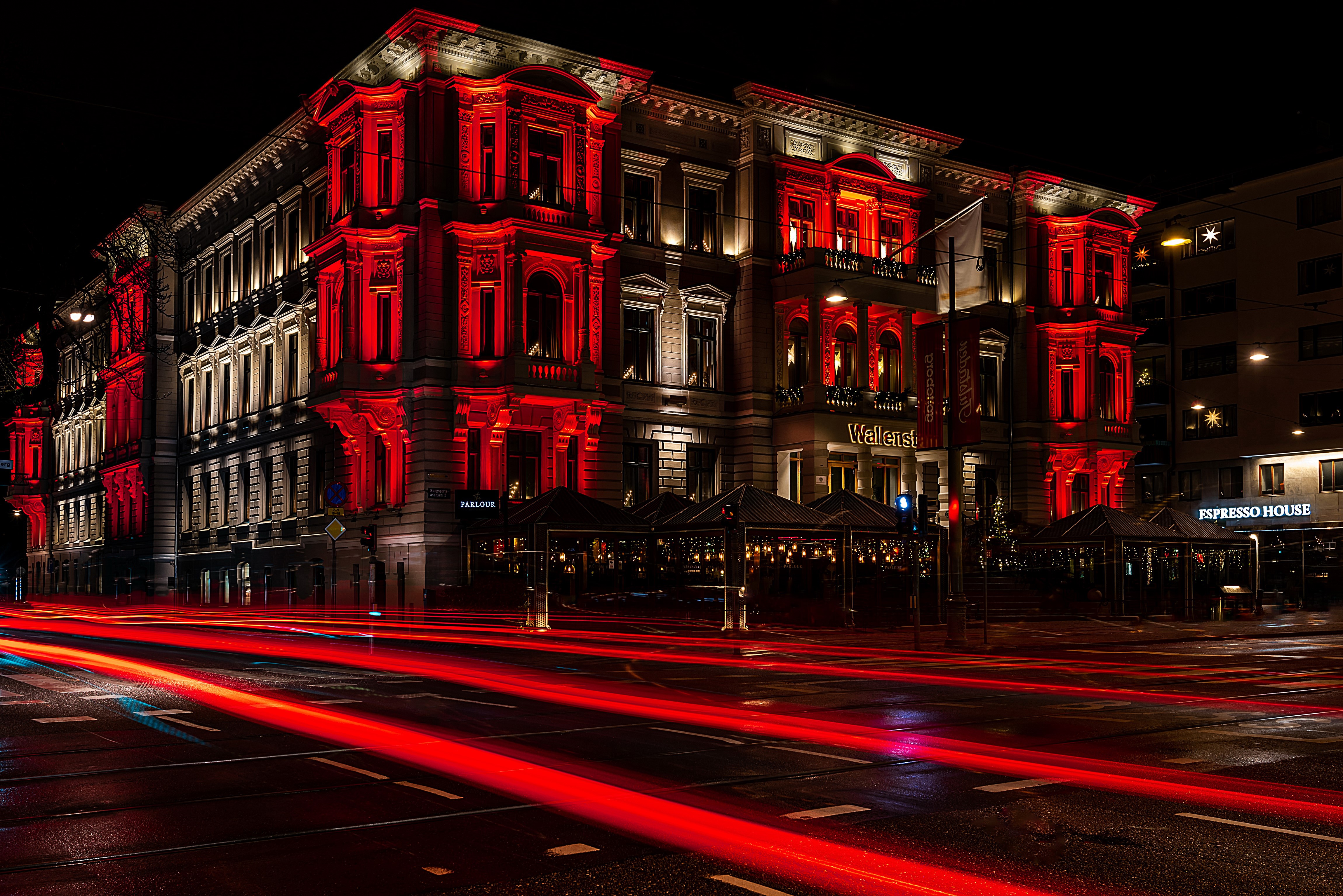 Goteborg, Sweden Street at Night with Red Lights HD Wallpaper