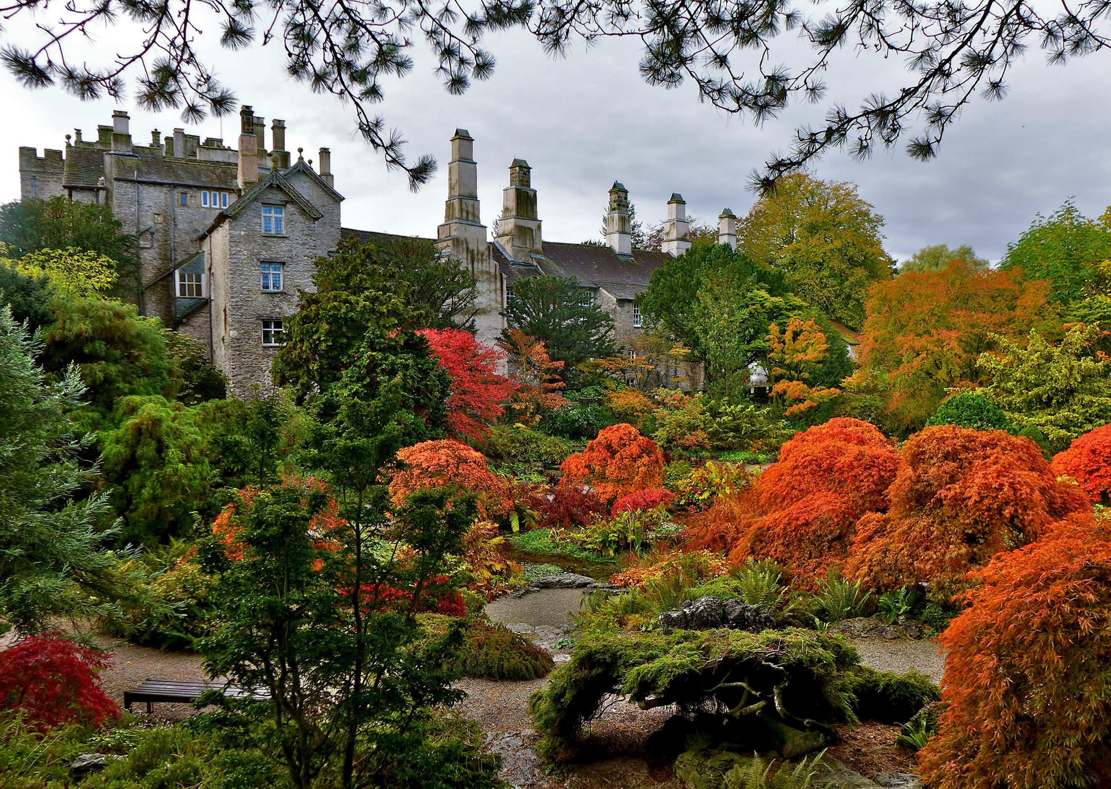 Sizergh Castle Gardens in Autumn, United Kingdom HD Wallpaper