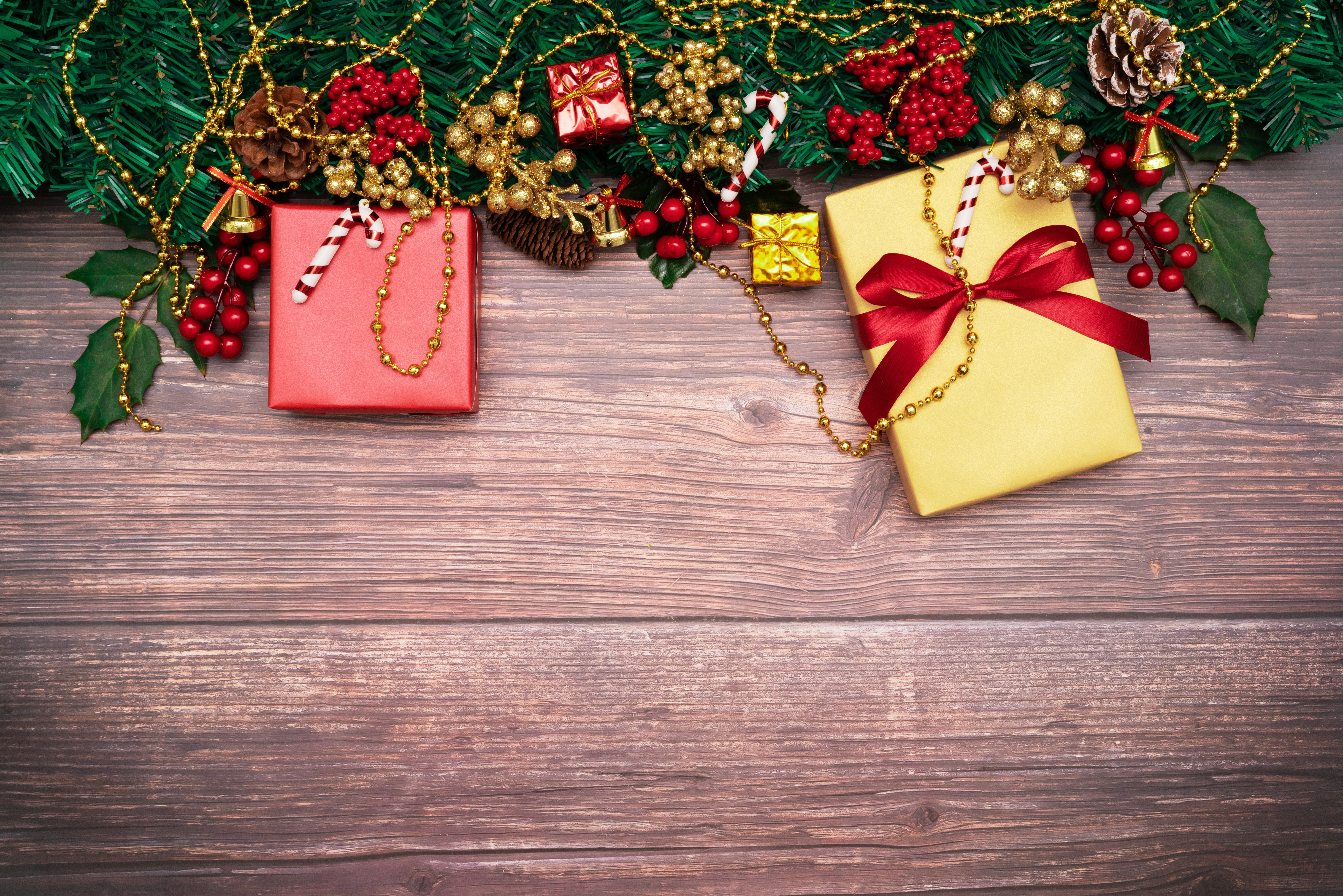 Christmas Gifts and Decorations HD Wallpaper